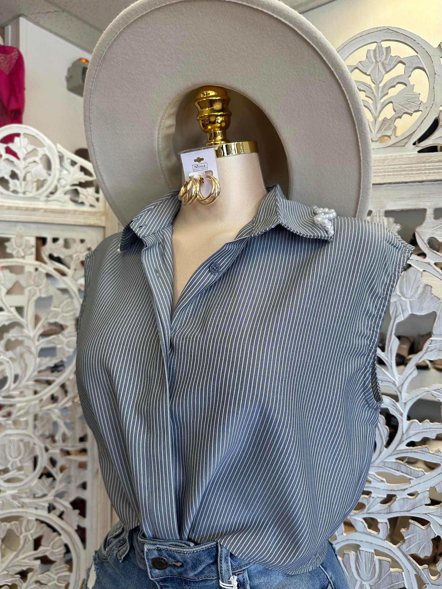 Heathered Stripe Pearl Collar Blouse - Stretchy, Estira
