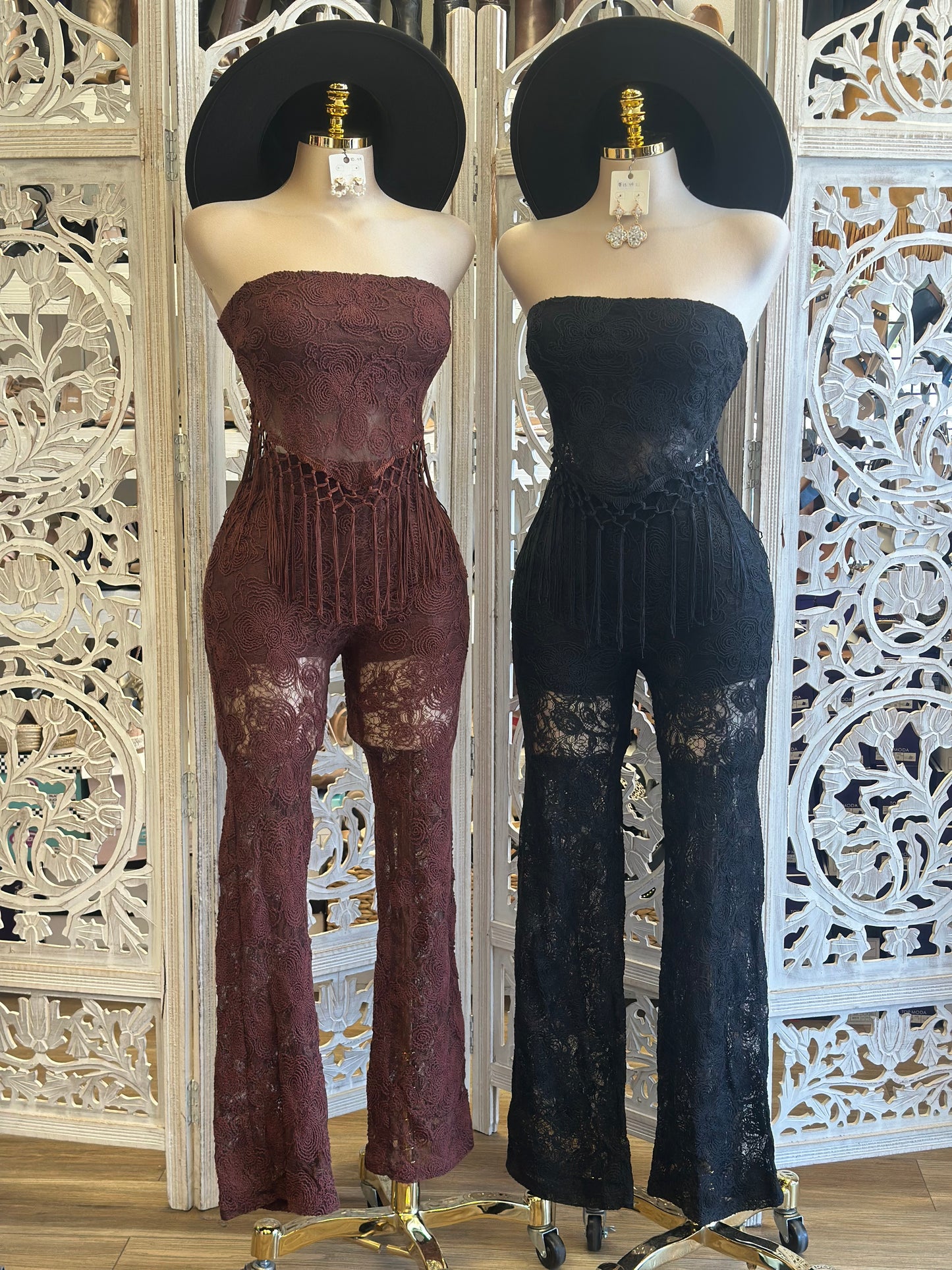 Camilla Lace Set-No Estira, Not Stretchy