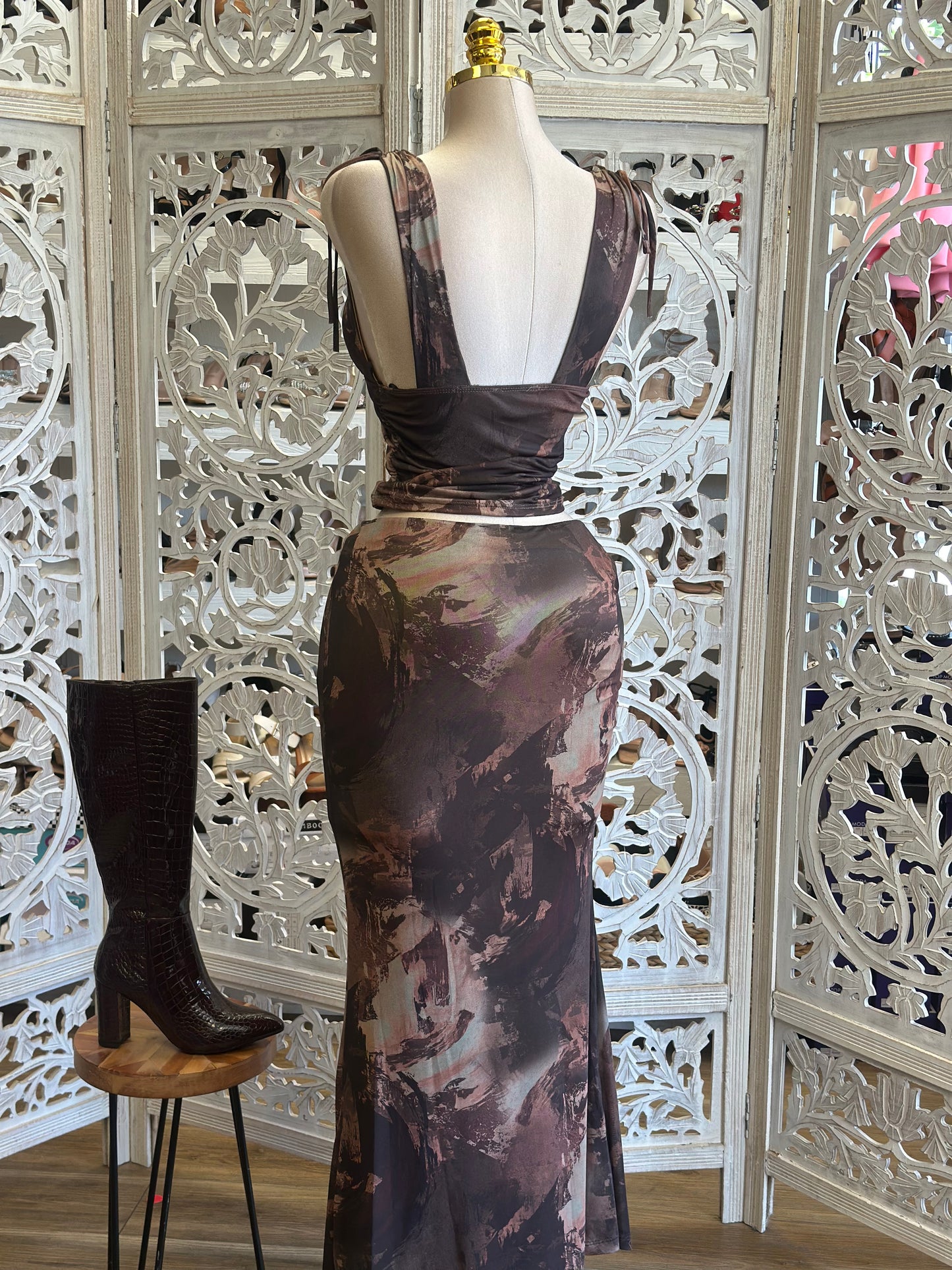 Brown Brushed Pattern Set- Estira,Stretchy