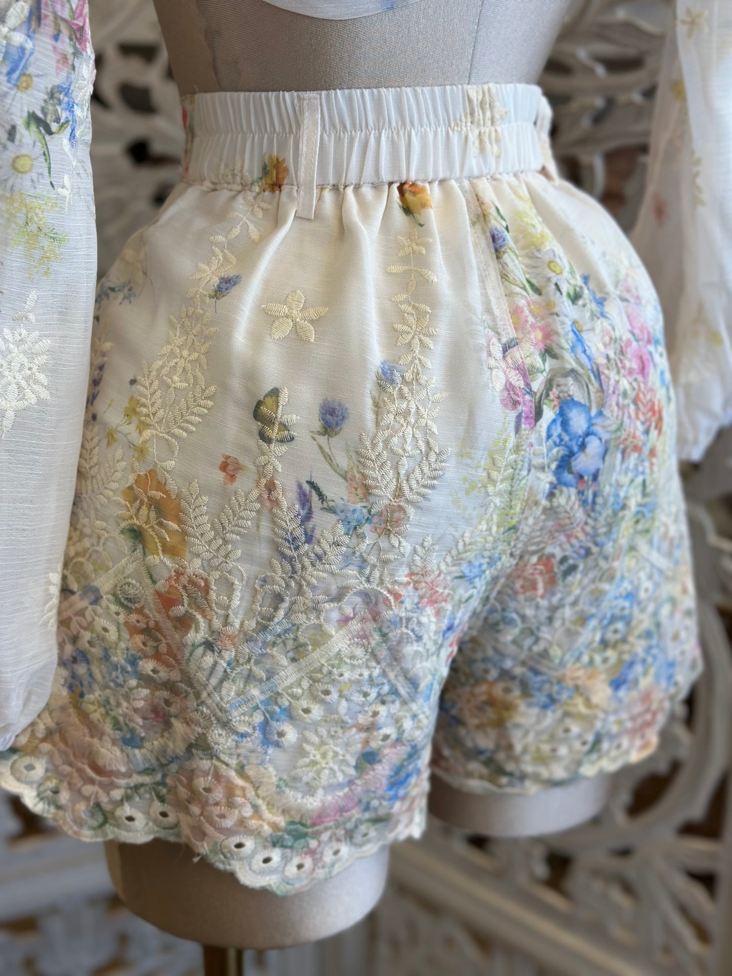 Pastel Dream Floral Set- Estira Poco, Slightly Stretchy