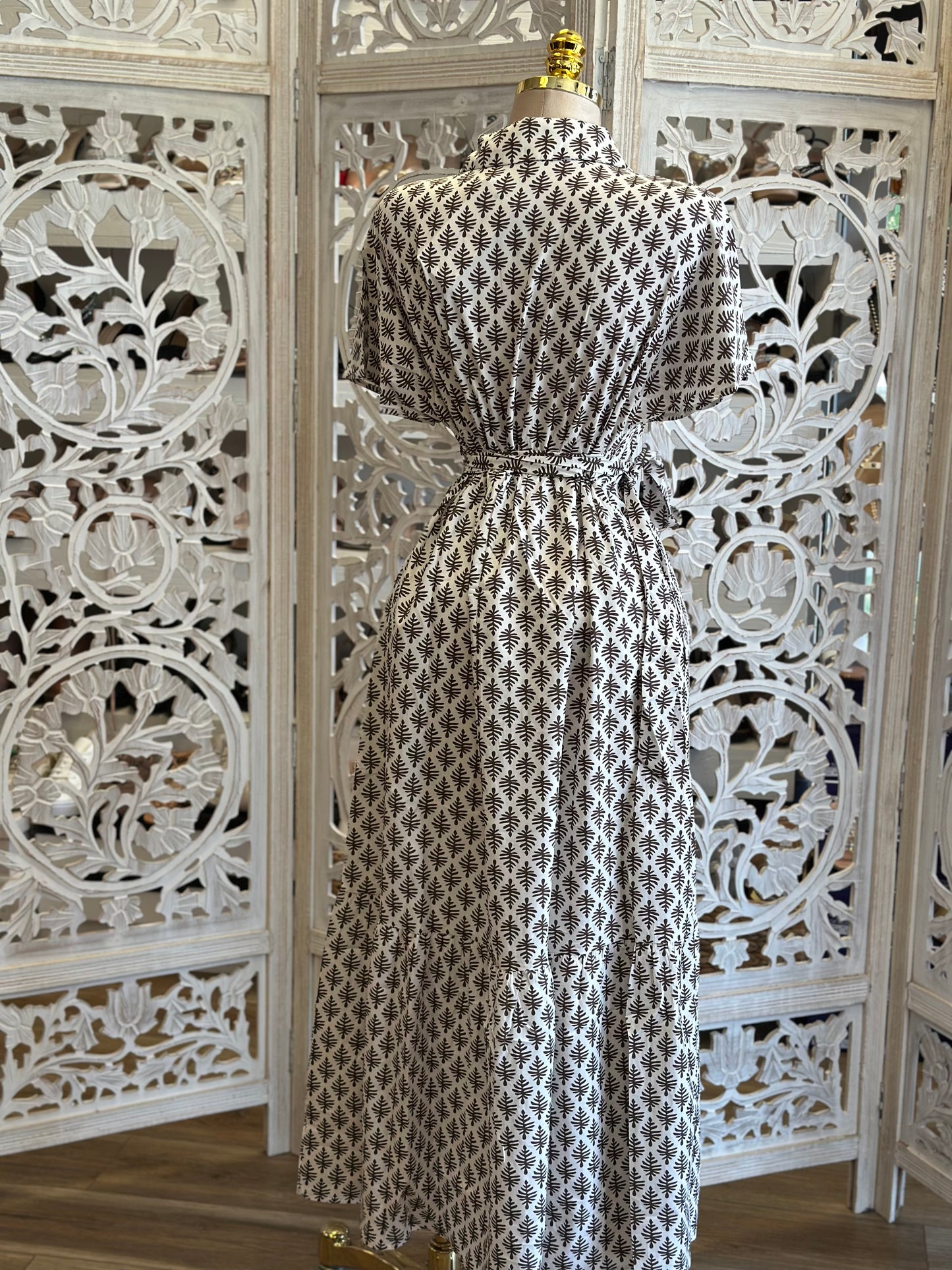 Collard Pattern Maxi Dress- Not Stretchy , No Estira
