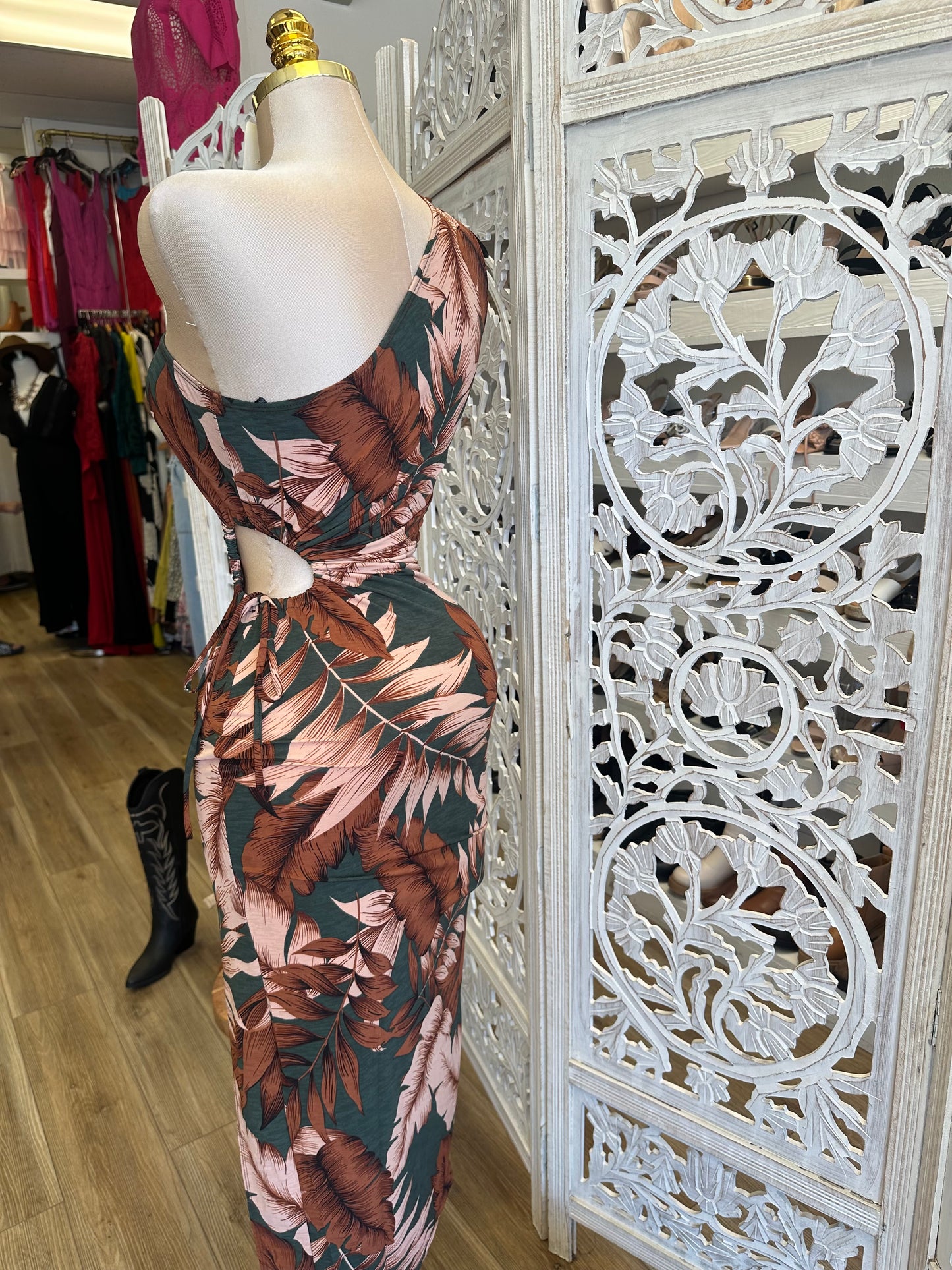 Dark Green Leaf Pattern Cutout Dress - Estira, Stretchy