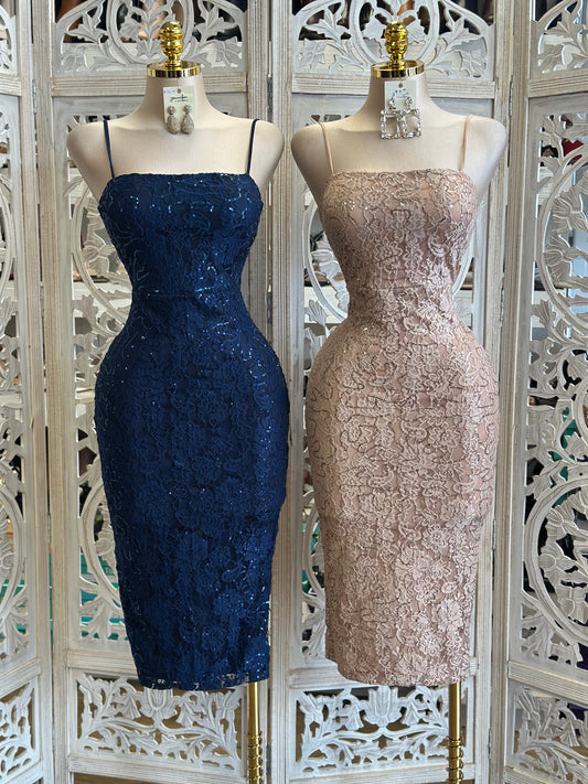 Sequin Lace Midi Dress- Stretchy ,Estira muy poco