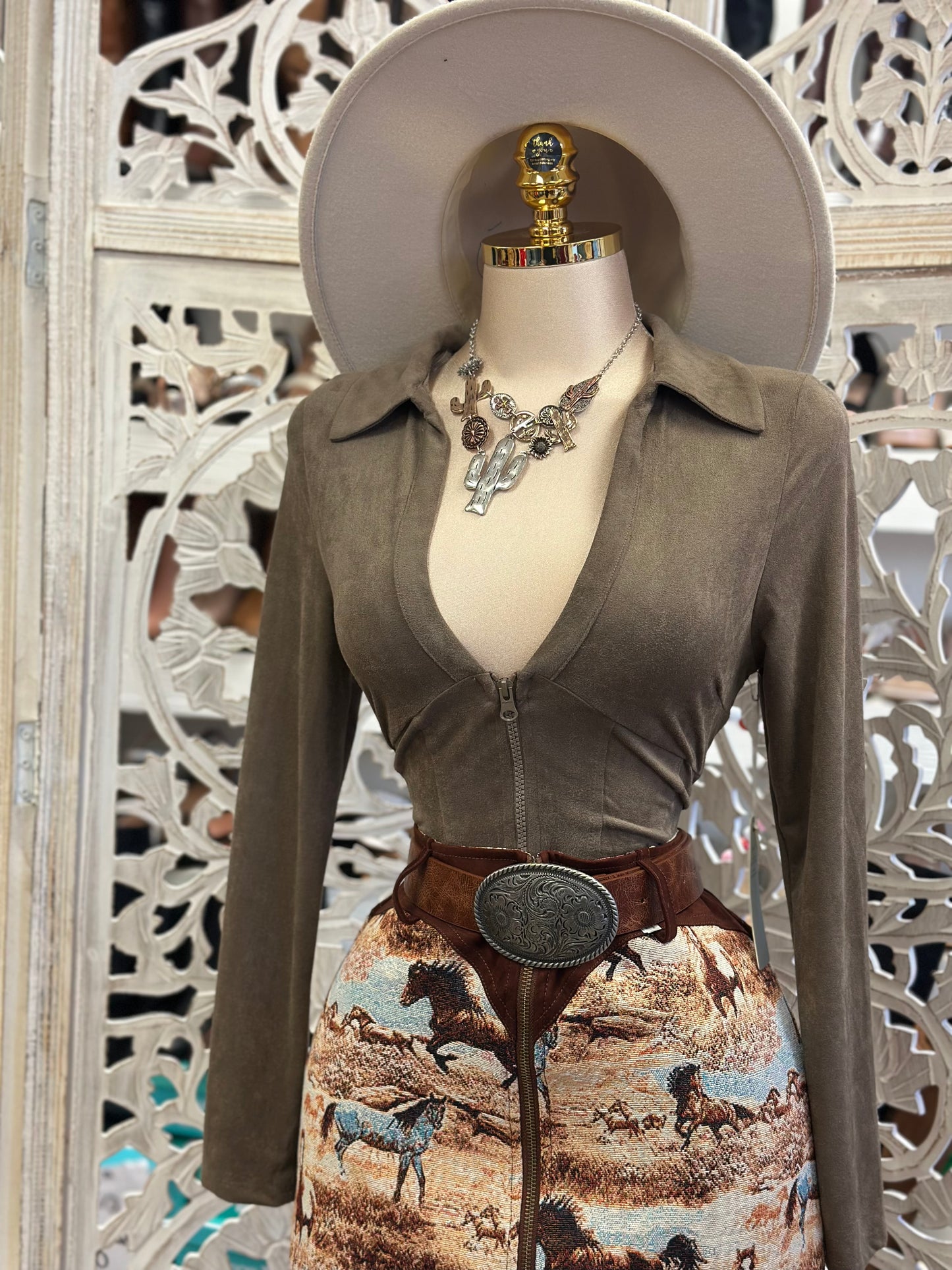 Taupe Zipper - Estira, Stretchy