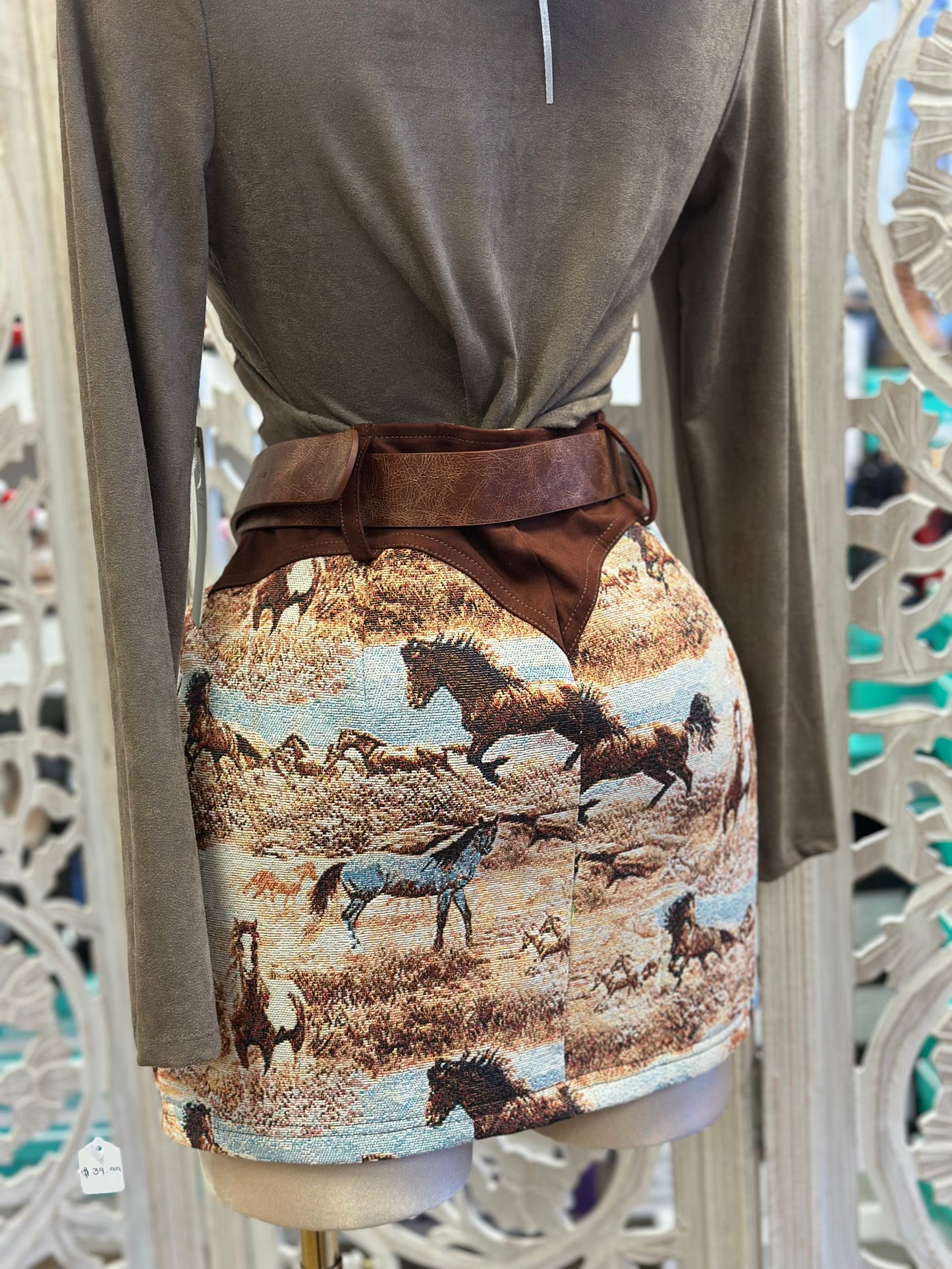 Horse Print Zipper Mini Skirt- No Estira, Not Stretchy