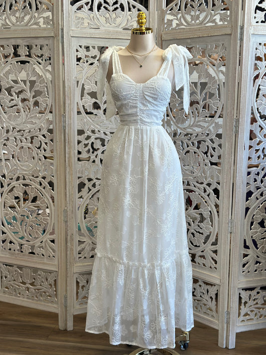 Ribbon Strap Embroidrered Dreamy Dress- Stretchy, Estira