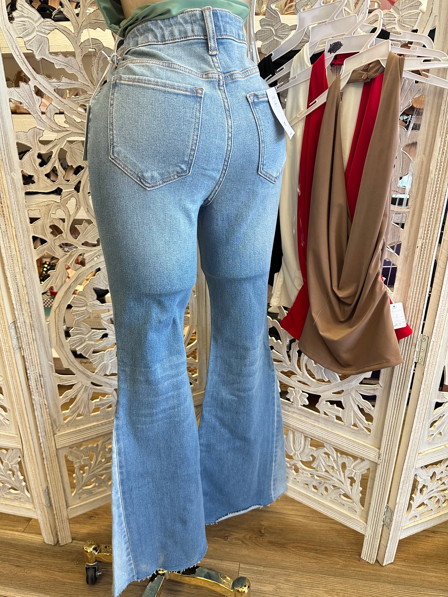 Medium Wash Colorblock Jeans - Stretchy, Estira