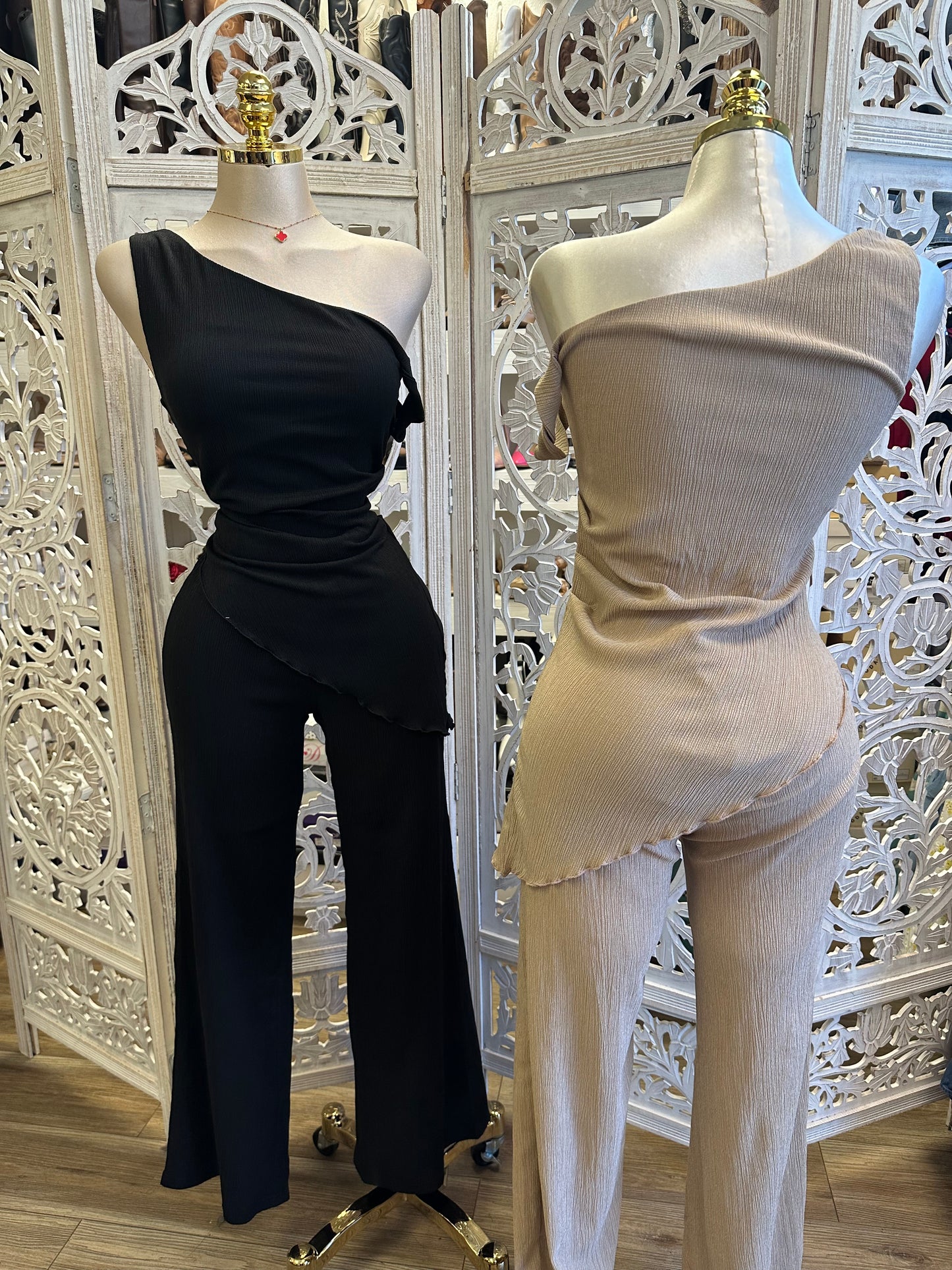 Mini Pleated Asymmetrical Set-Stretchy, Estira