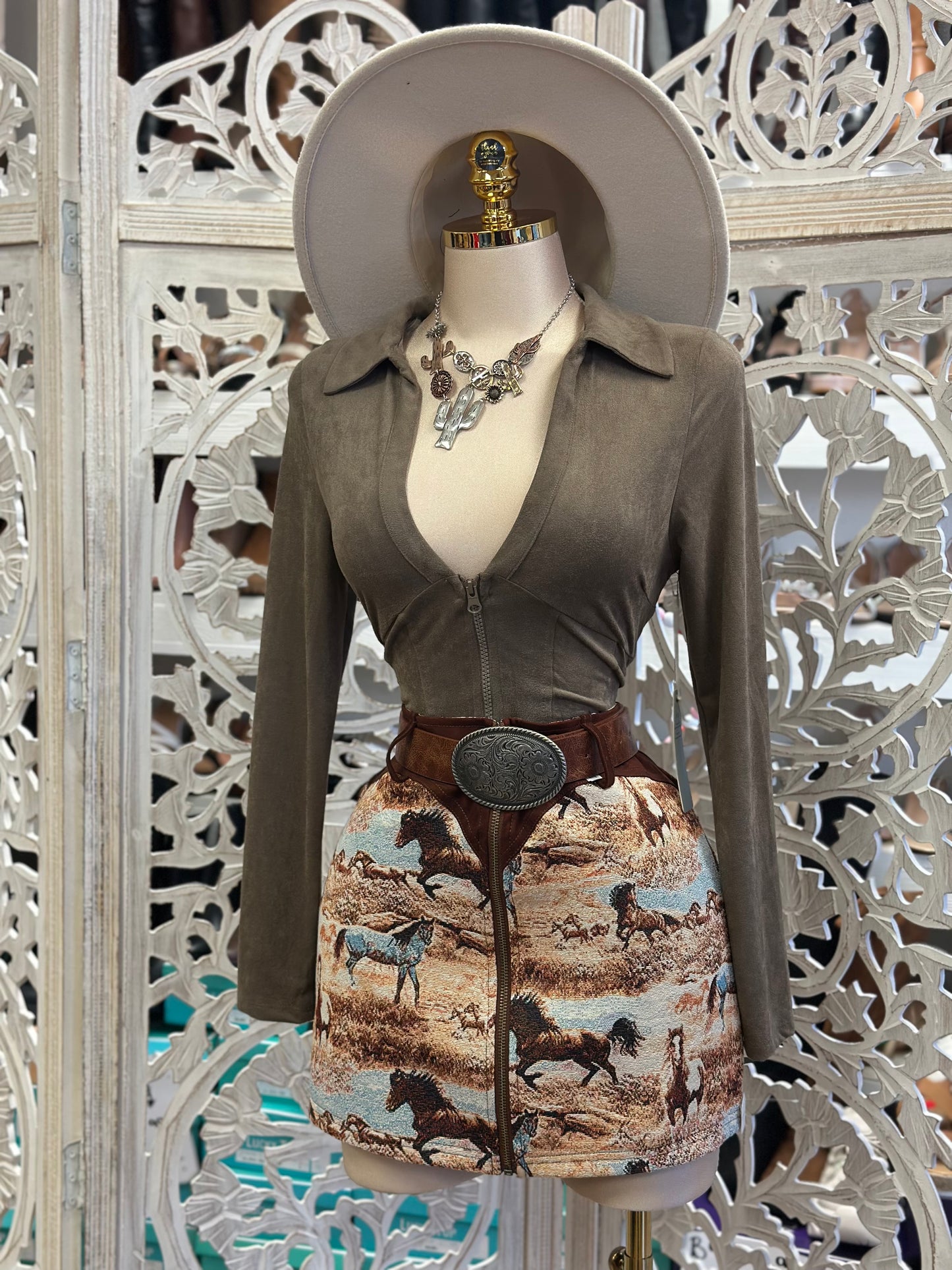 Horse Print Zipper Mini Skirt- No Estira, Not Stretchy