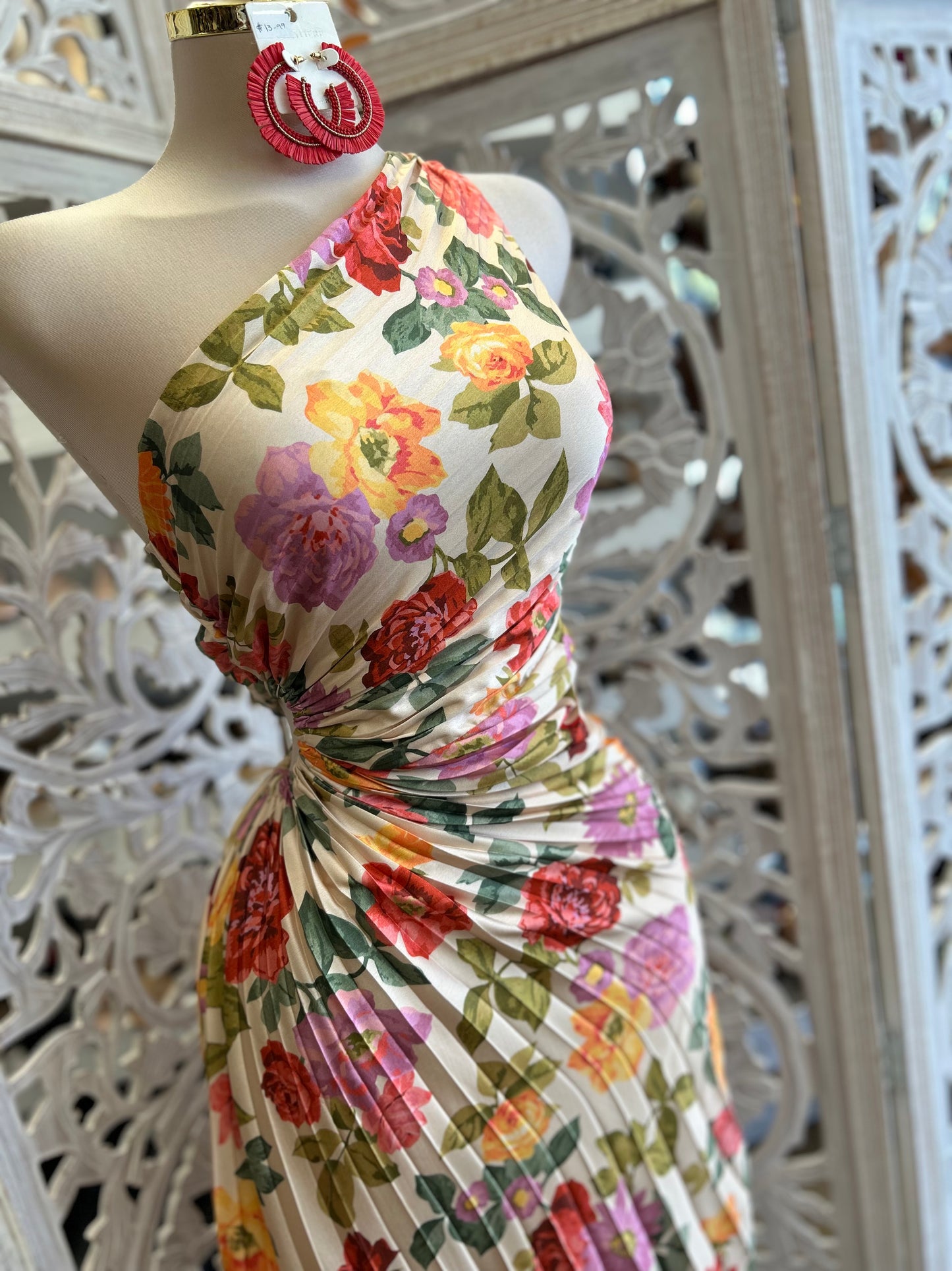 Pleated Floral One Sleeve Dress- Estira Poco, Slightly Stretchy