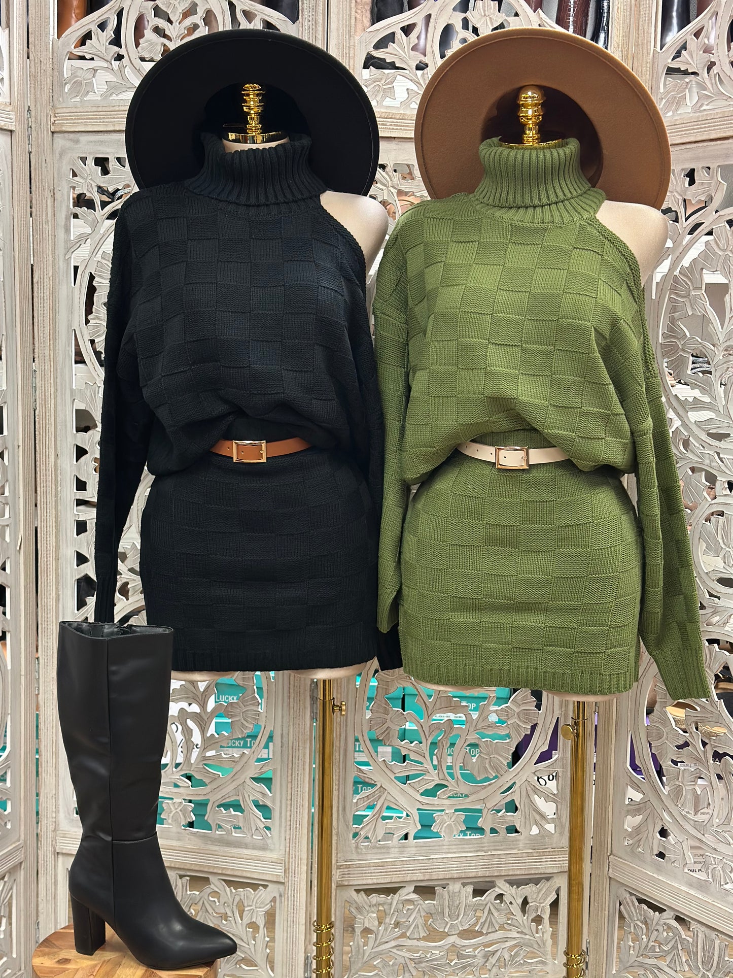 Checkered Shoulder Cutout Sweater Set- Stretchy,Estira