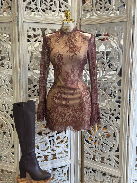 Brown Nude Lace Mini Dress - No estira …  not  Stretchy SIZE UP