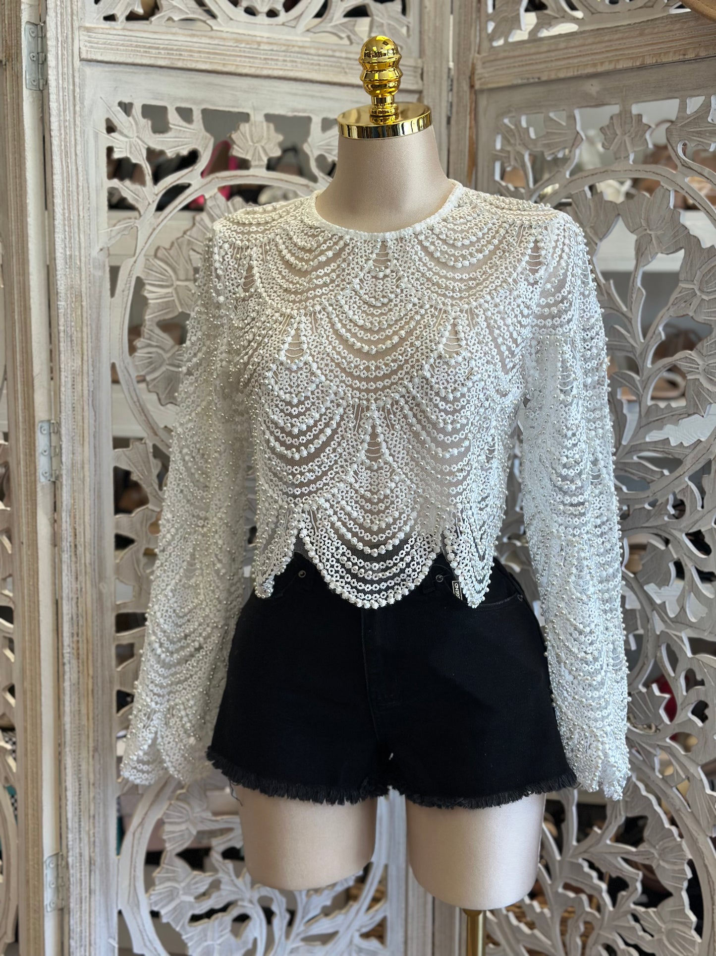 Pearl Embellished Blouse - No Estira , Not Stretchy