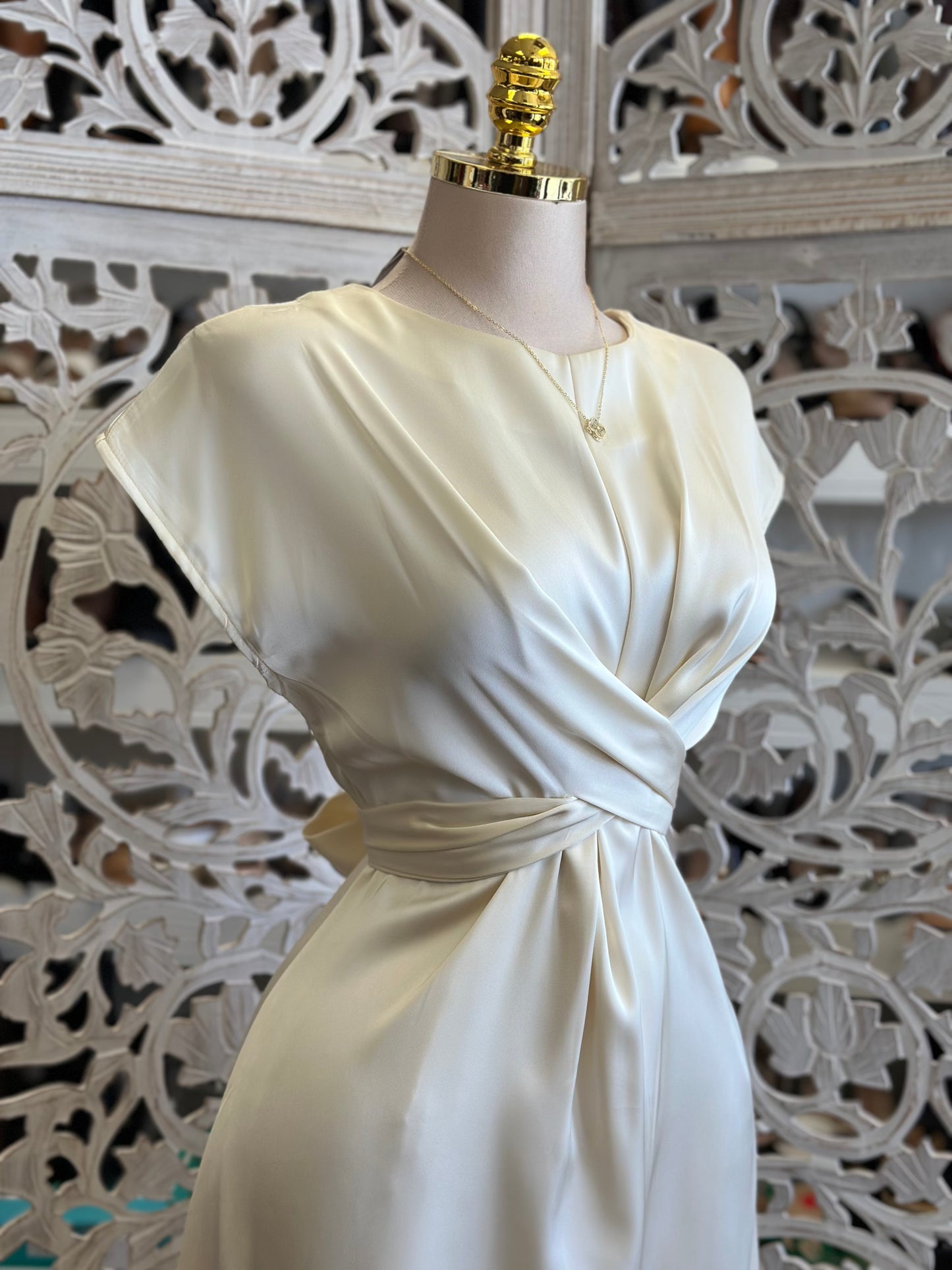 Ivory Satin Wrapped Midi Dress- Not Stretchy, No Estira
