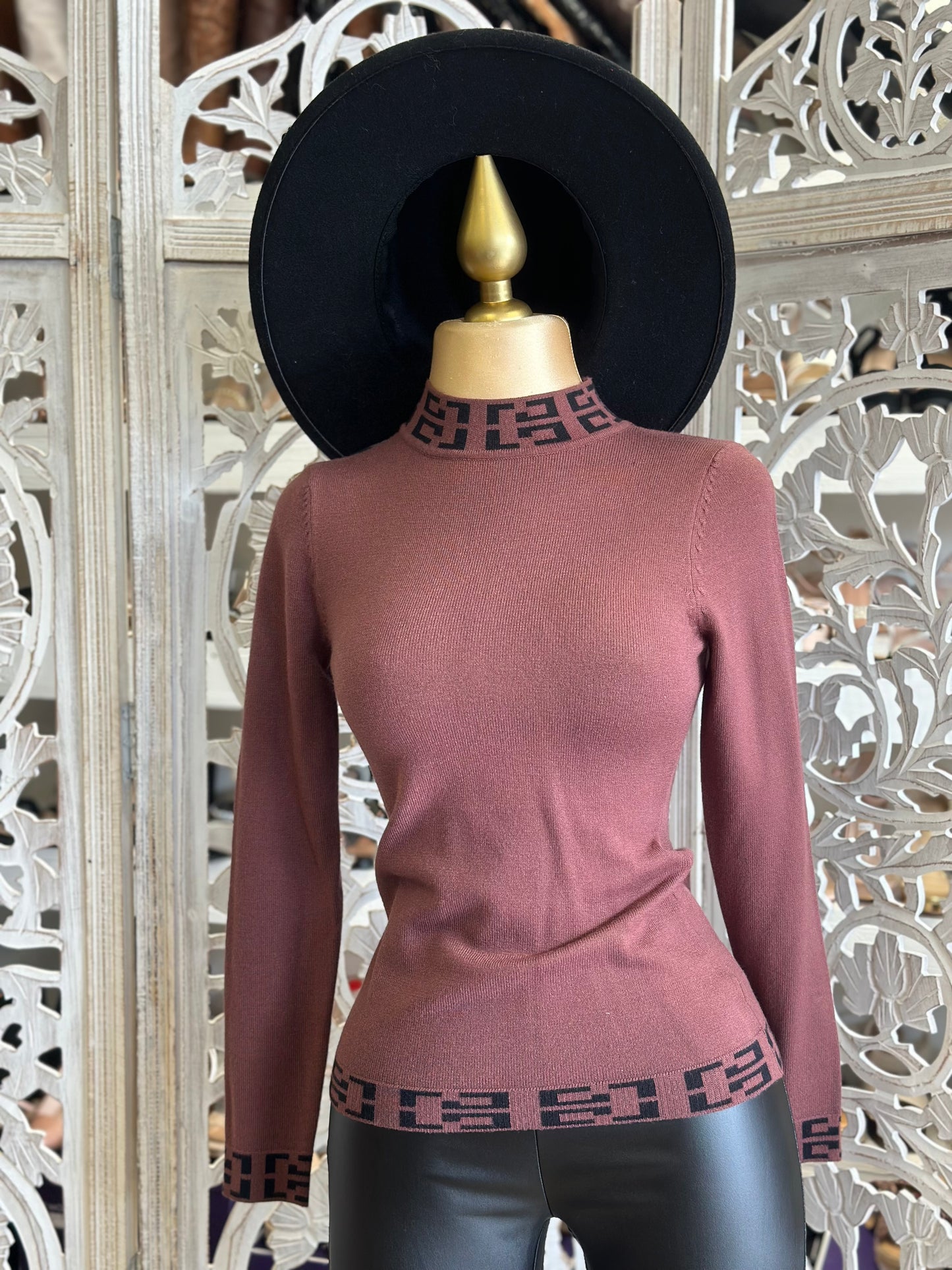 Geometric Mauve Sweater Blouse- Estira, Stretchy