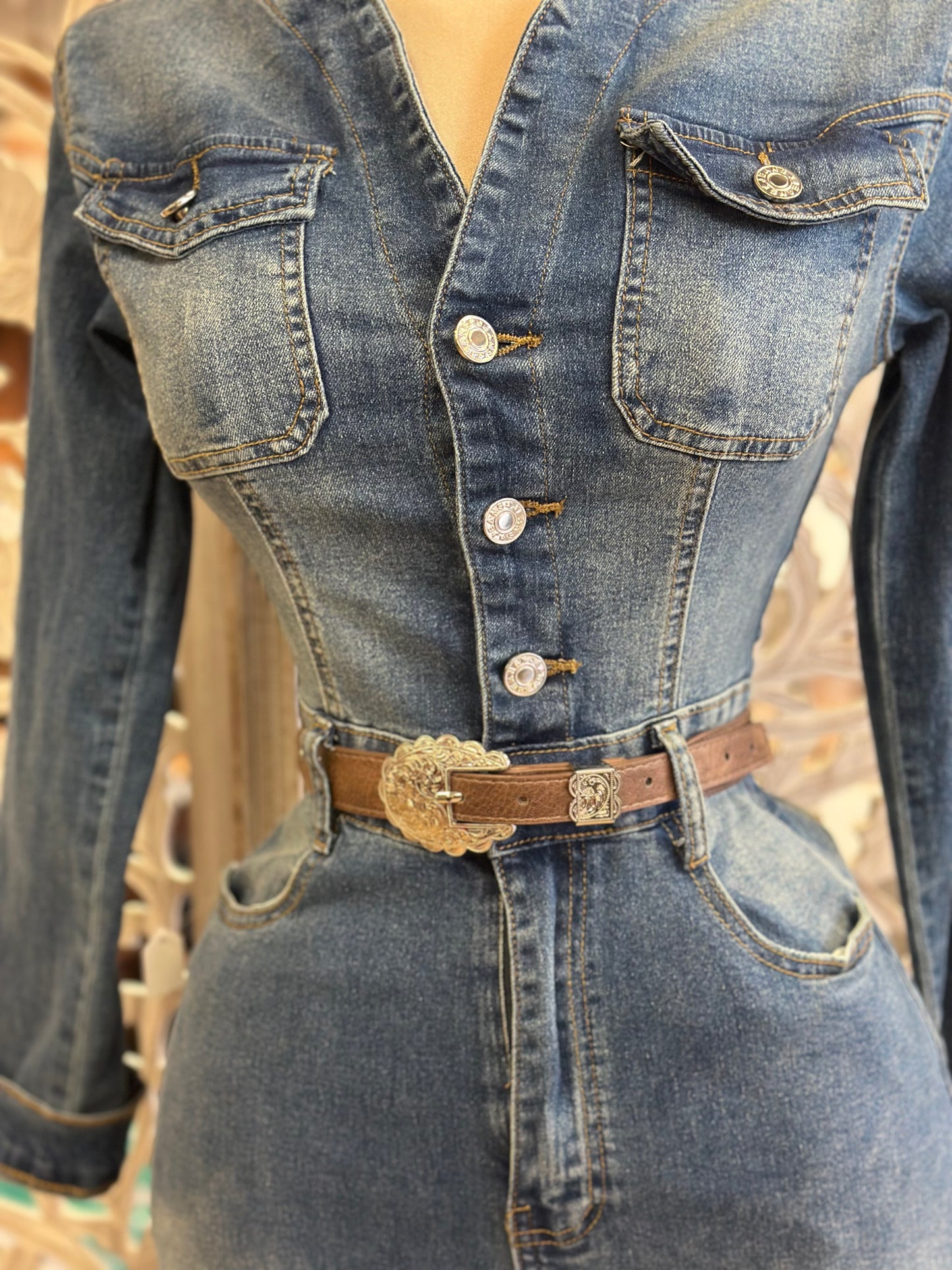Buckle Cutout Belt