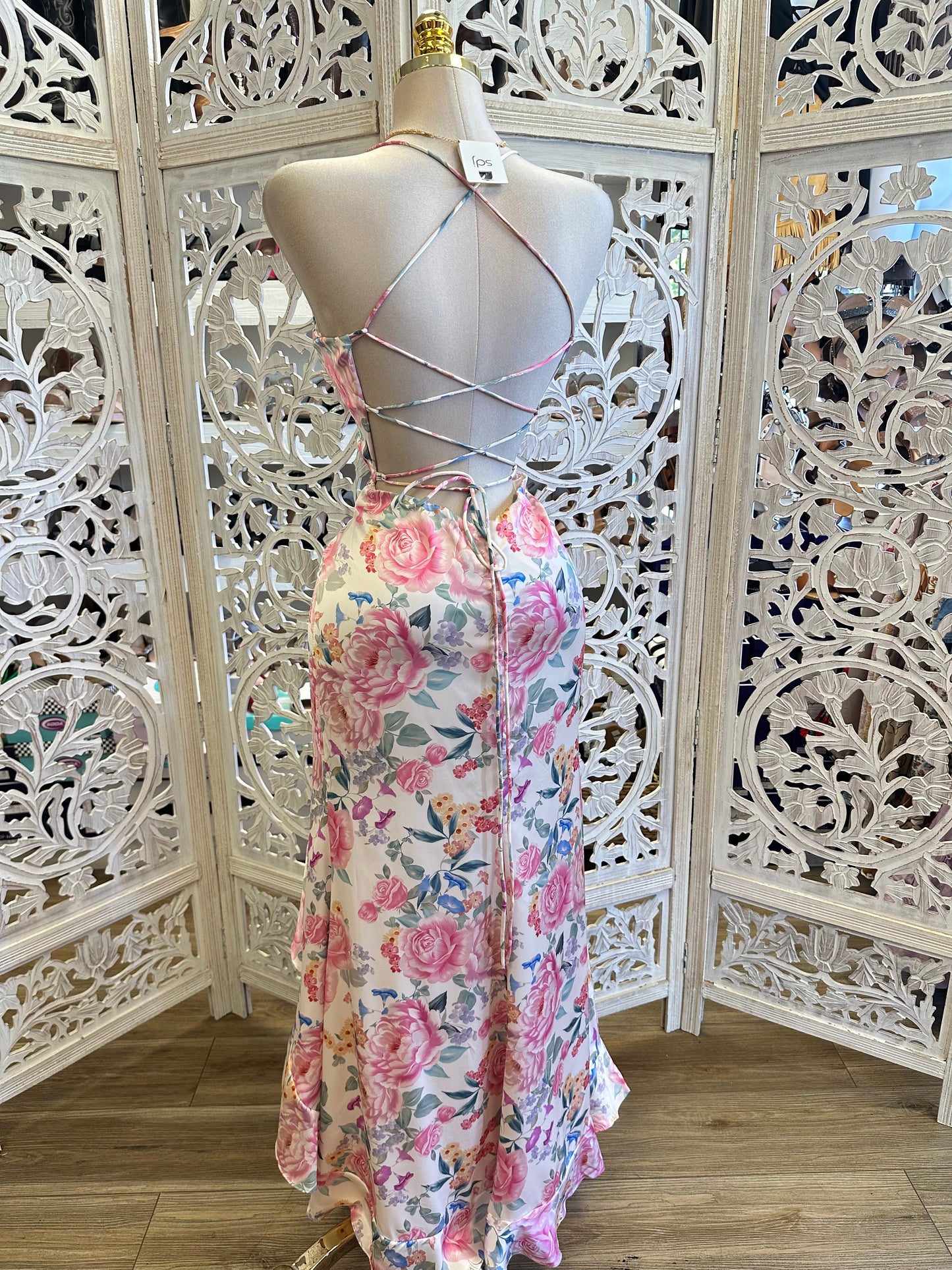 Cross Back Ditsy Floral Maxi Dress- Not Stretchy, No nEstira