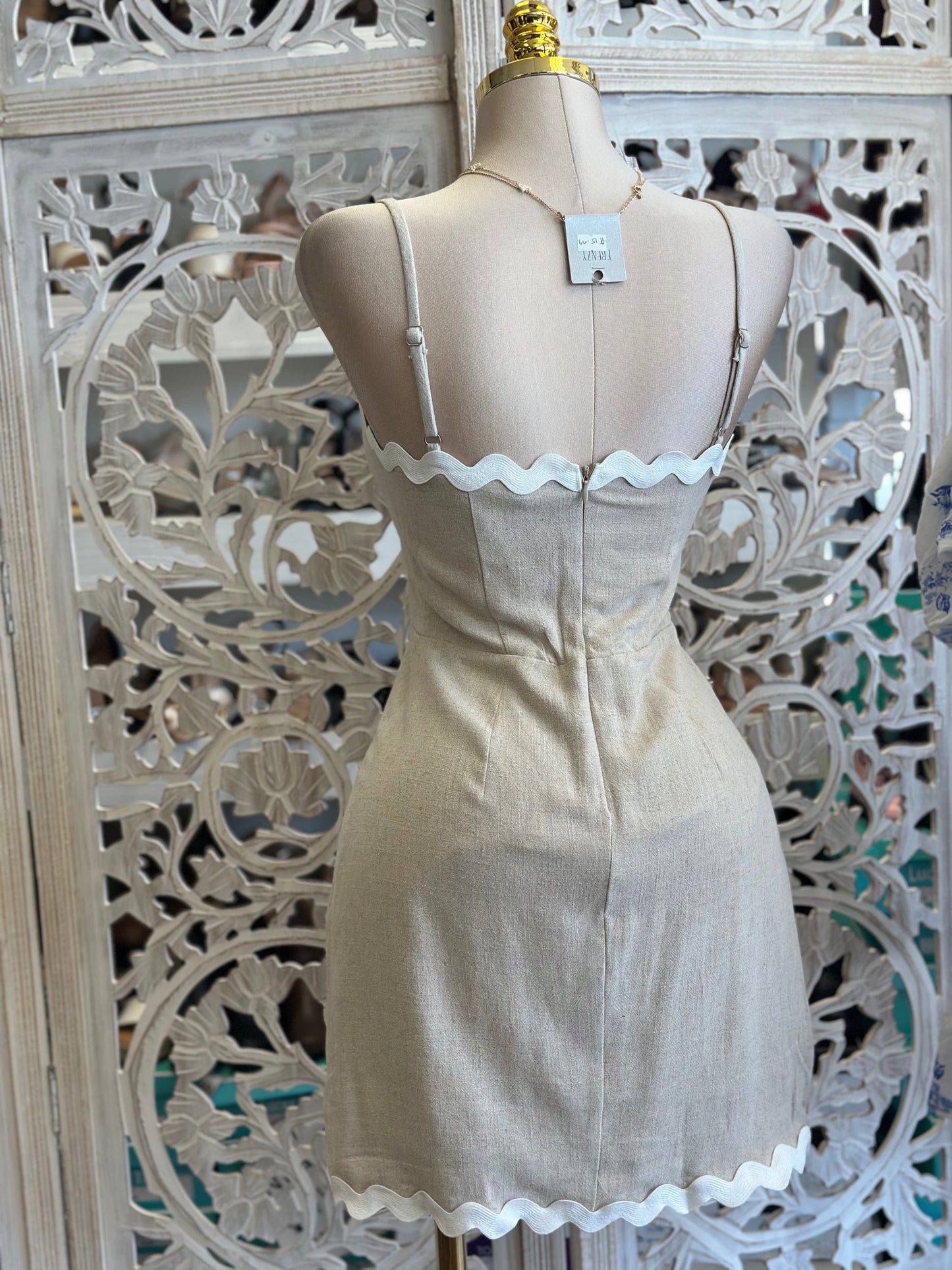 Squiggle Line Beige Mini Dress- Not Stretchy, No Estira