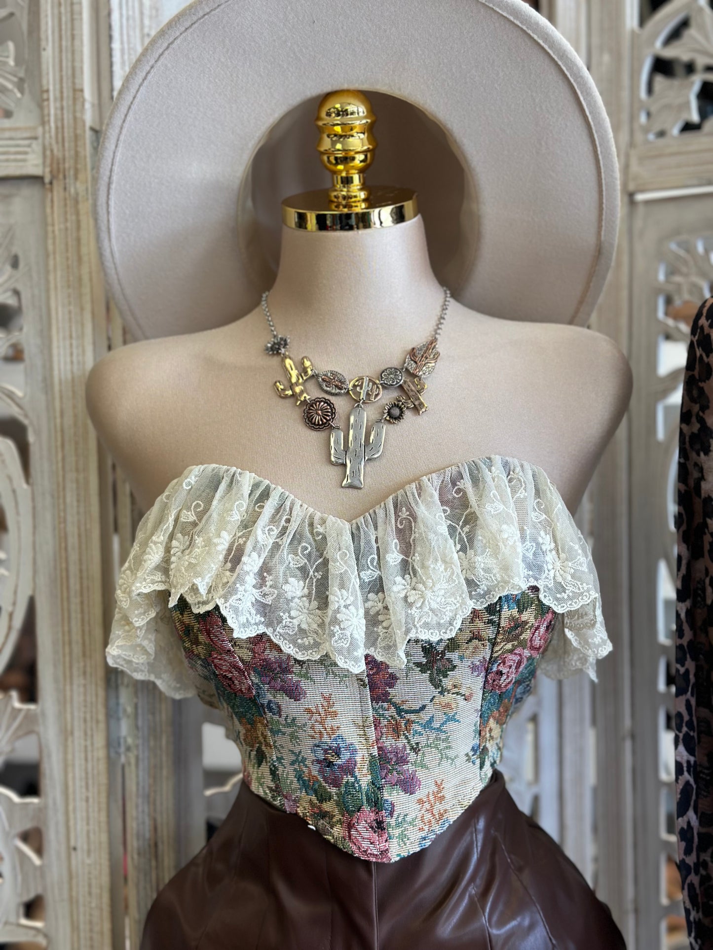 Lace Heartline Corset Top- Stretchy, Estira