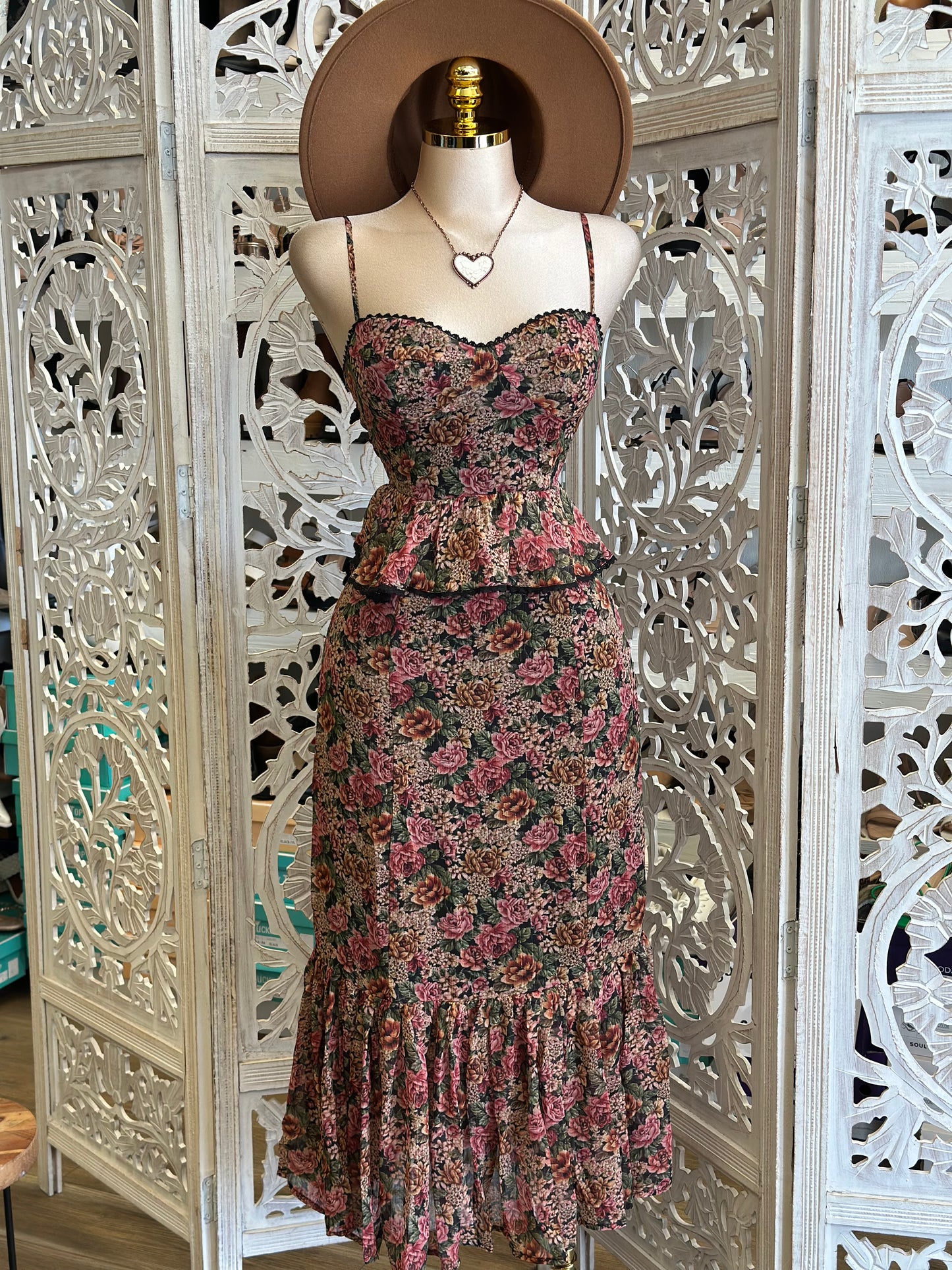 Cami Floral Rustic Midi Dress- Not Stretchy, No Estira