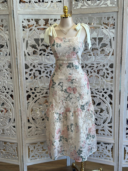 Ribbon Sleeve Floral Crochet Midi Dress- Not Stretchy ,No Estira