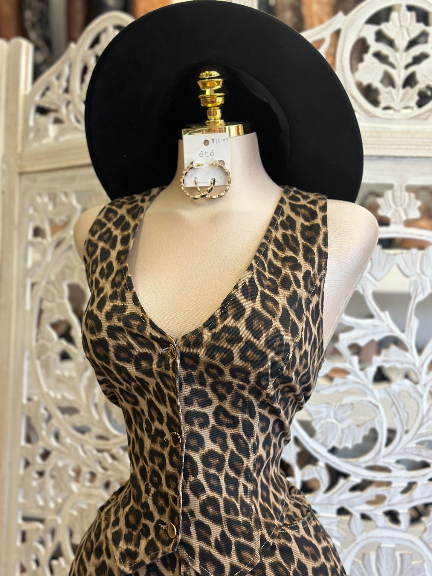 Imprinted Cheetah Vest Set- Stretchy, Estira