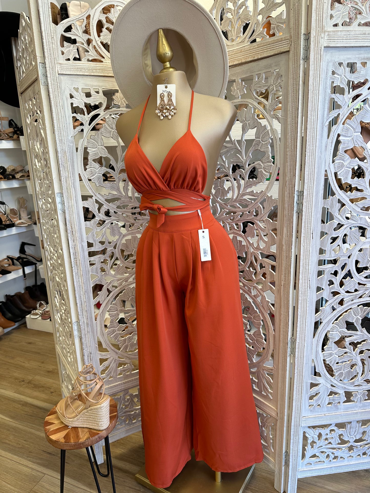 Burnt Triangle Top Set