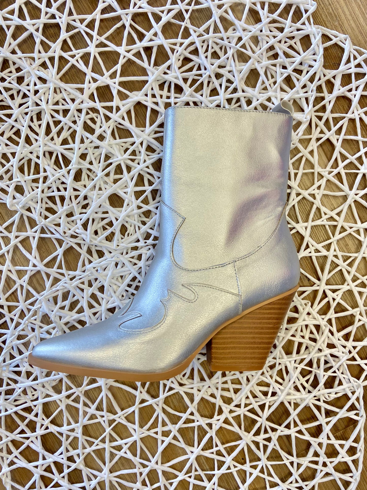 Sliver Western Booties