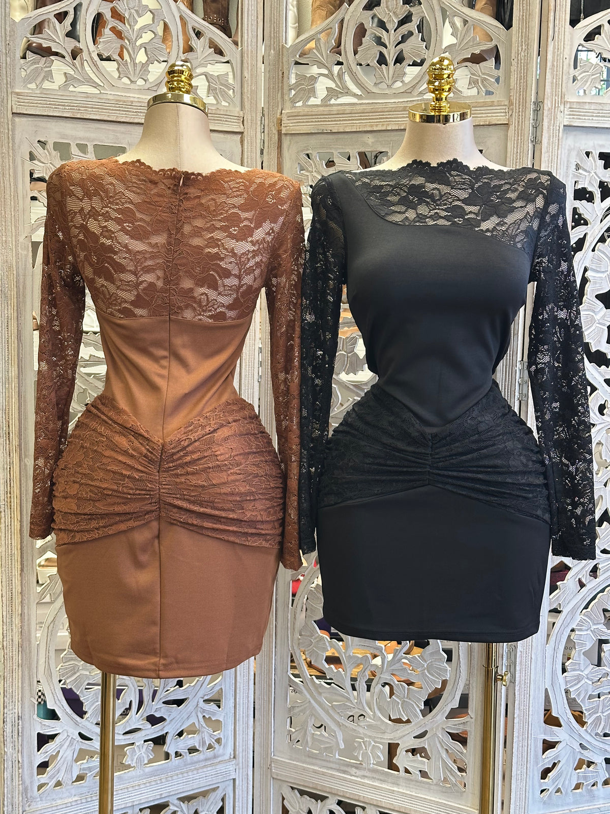The Amoura Lace Bodycon- Estira , Stretchy