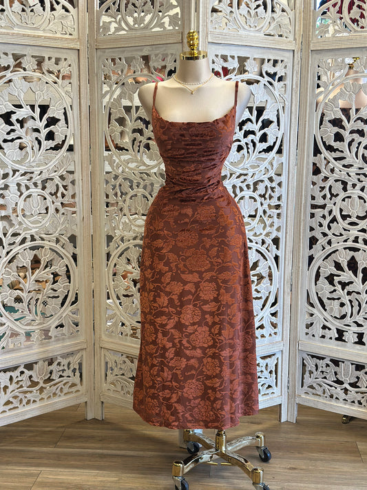 Velvet Floral Brick Flowy Dress- Not Stretchy,No Estira
