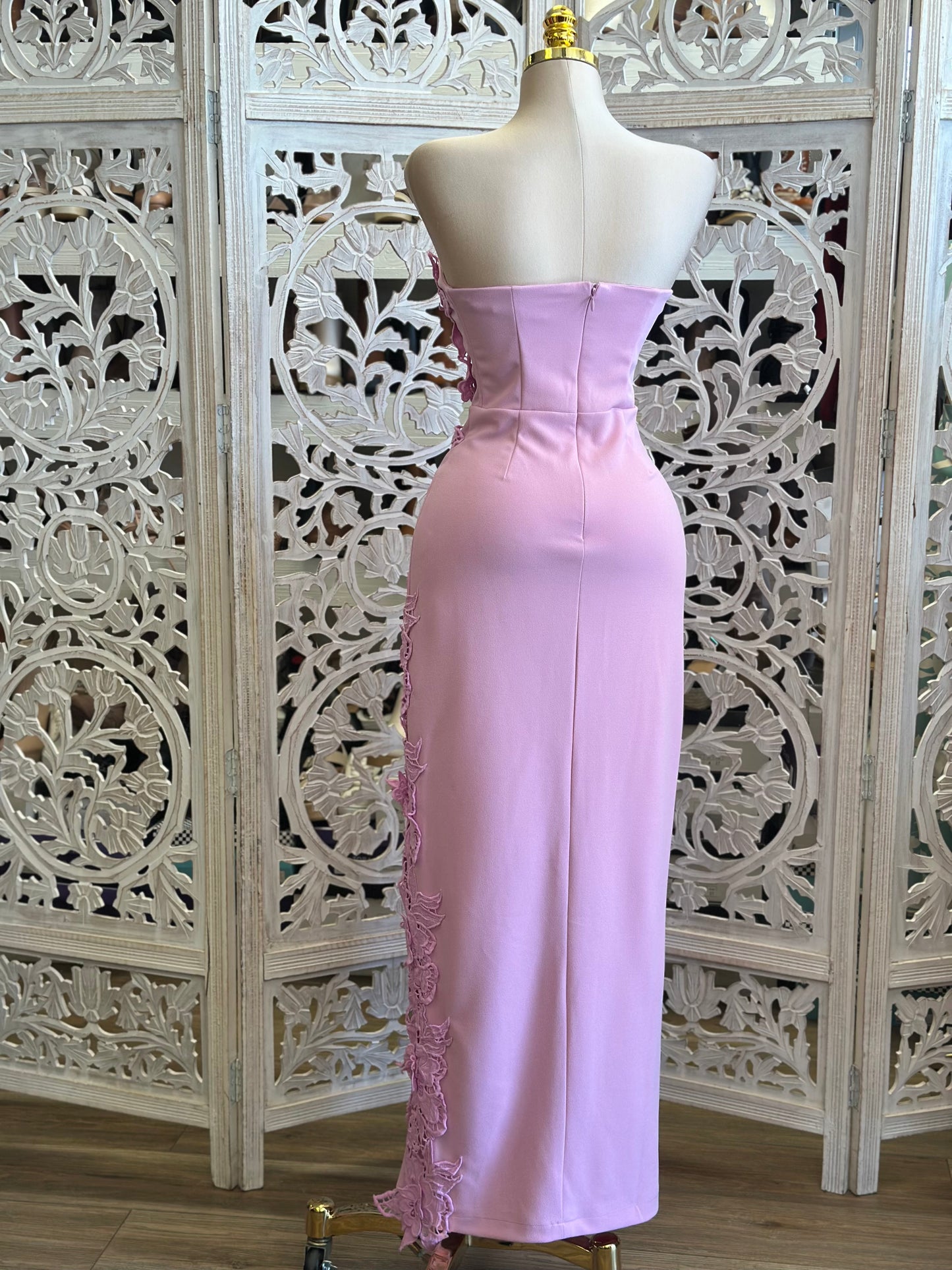 Lavender Rose Slit Lace Dress-Estira, Stretchy