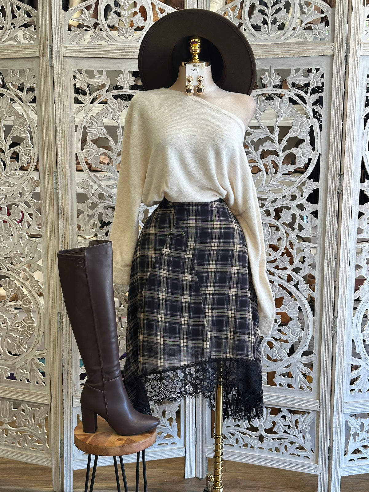 Genevieve Plaid Wrap Skirt- Estira Poco, Slightly Stretchy