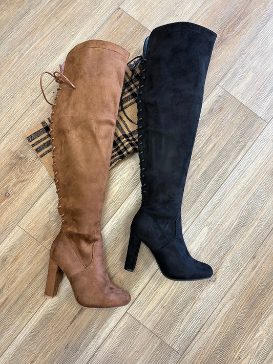 Heel Suede Tie Up Boots