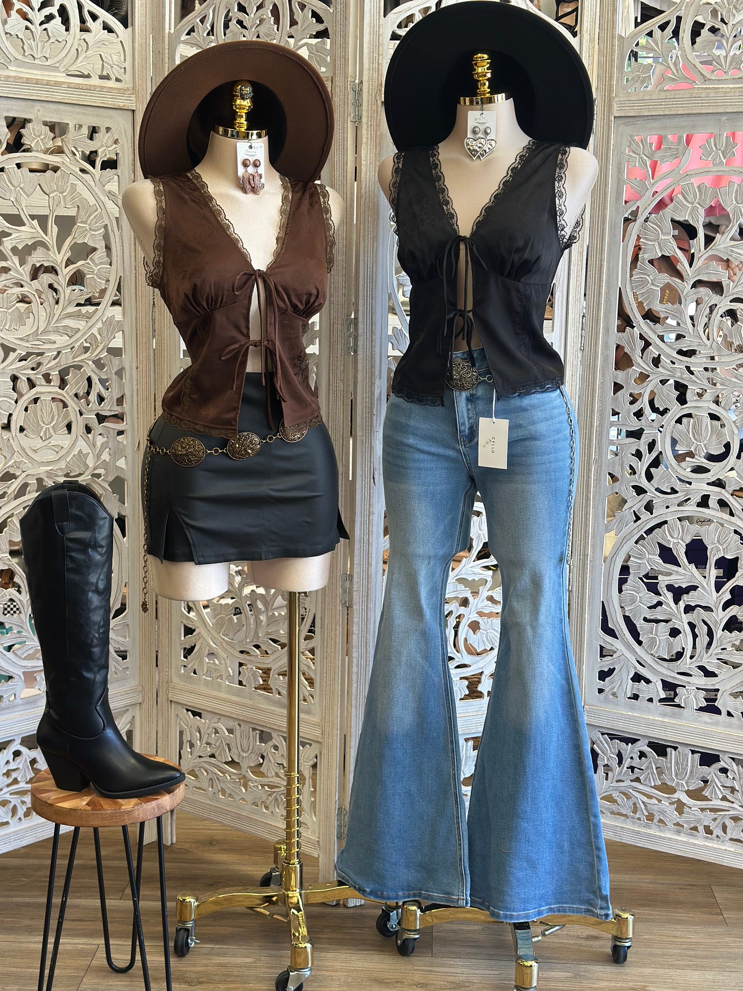 Black Satin Lace Trim Blouse- No Estira, Not Stretchy