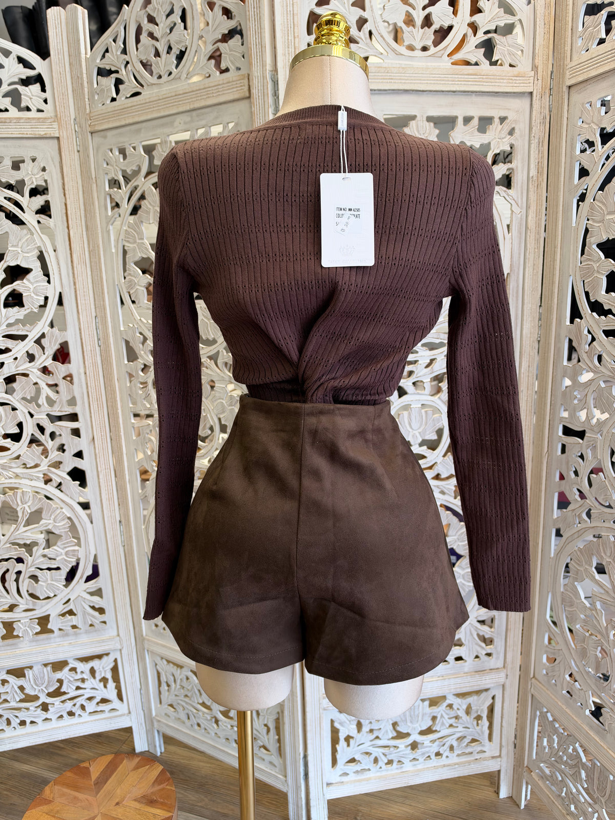 Sovereign Button Skort-Slightly Stretchy, Estira Poco