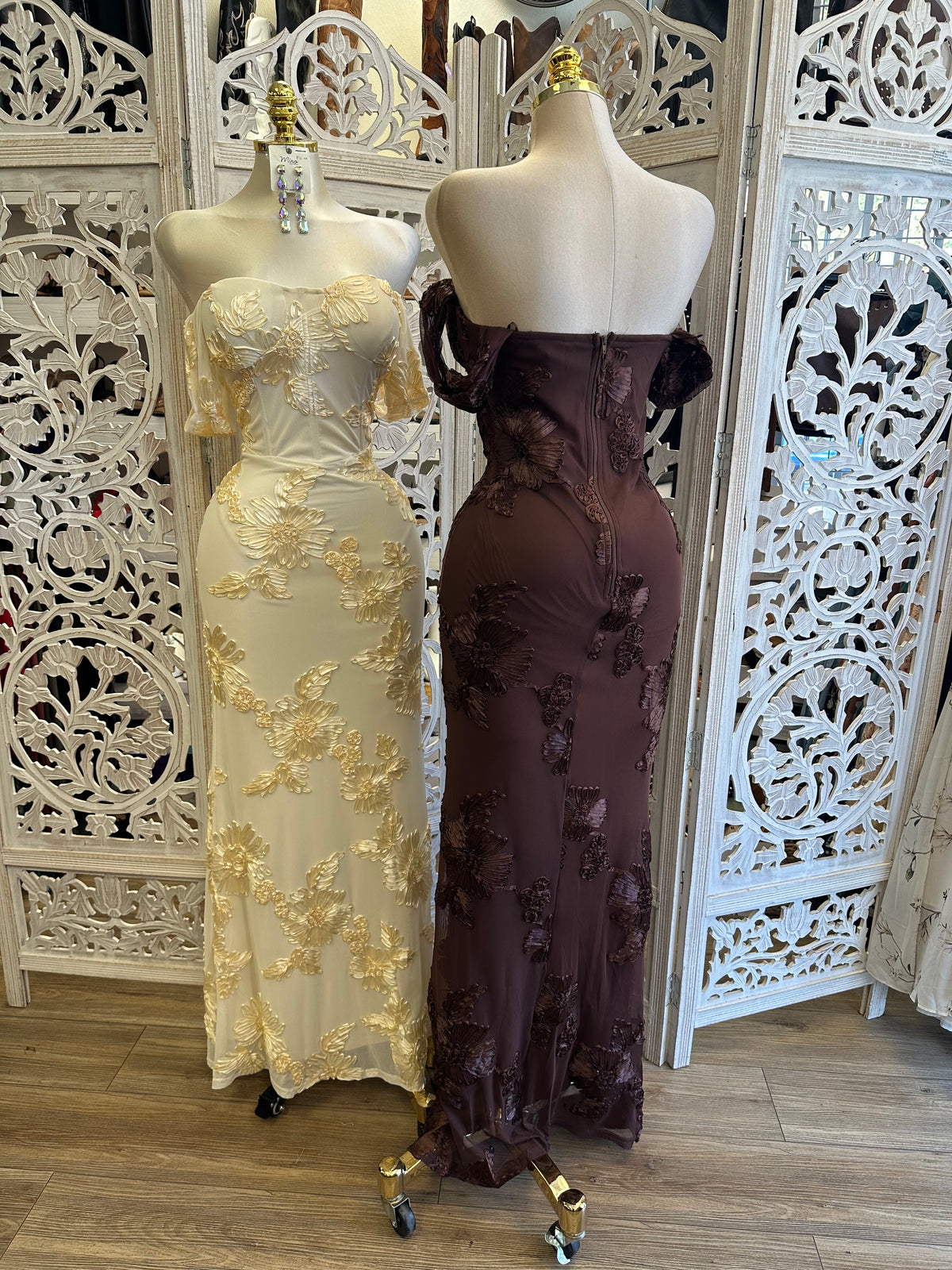 Celeste Floral Maxi Dress
-Stretchy,Estira