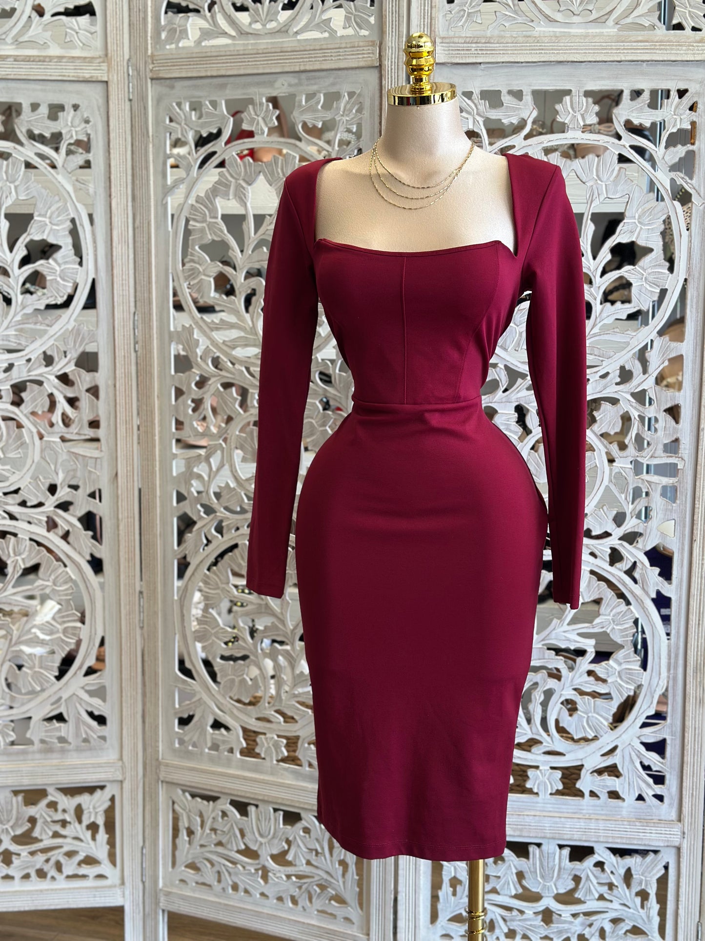 Square Neck Bodycon Burgundy Dress-Estira Poco , Slightly Stretchy
