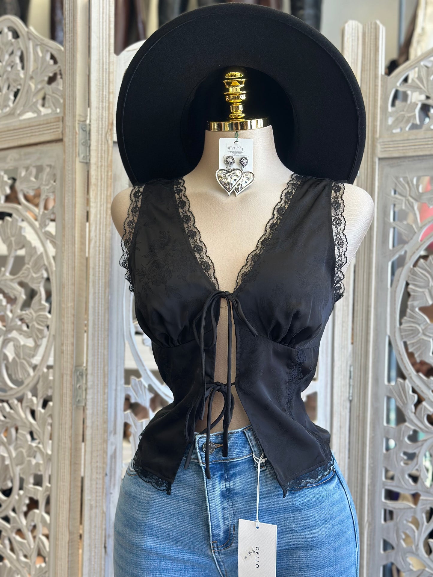 Black Satin Lace Trim Blouse- No Estira, Not Stretchy