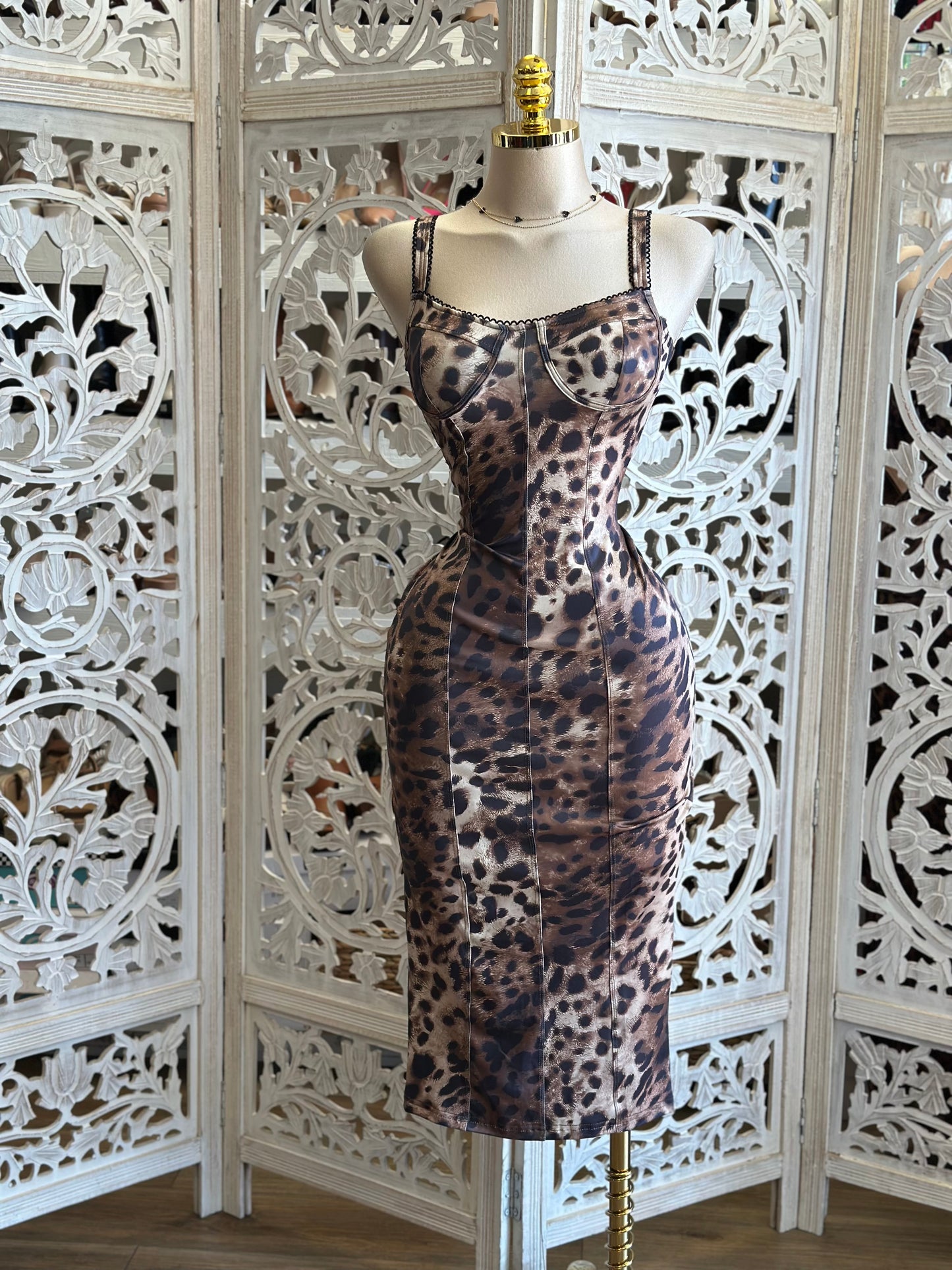 Cheetah Thread Lined Midi Dress- Stretchy,Estira