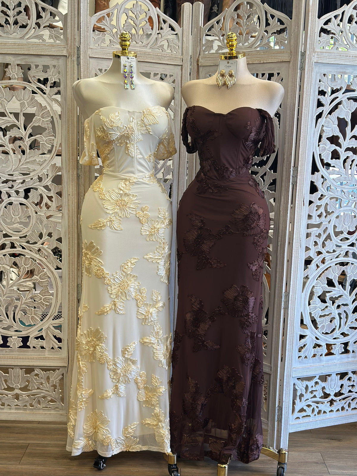 Celeste Floral Maxi Dress
-Stretchy,Estira