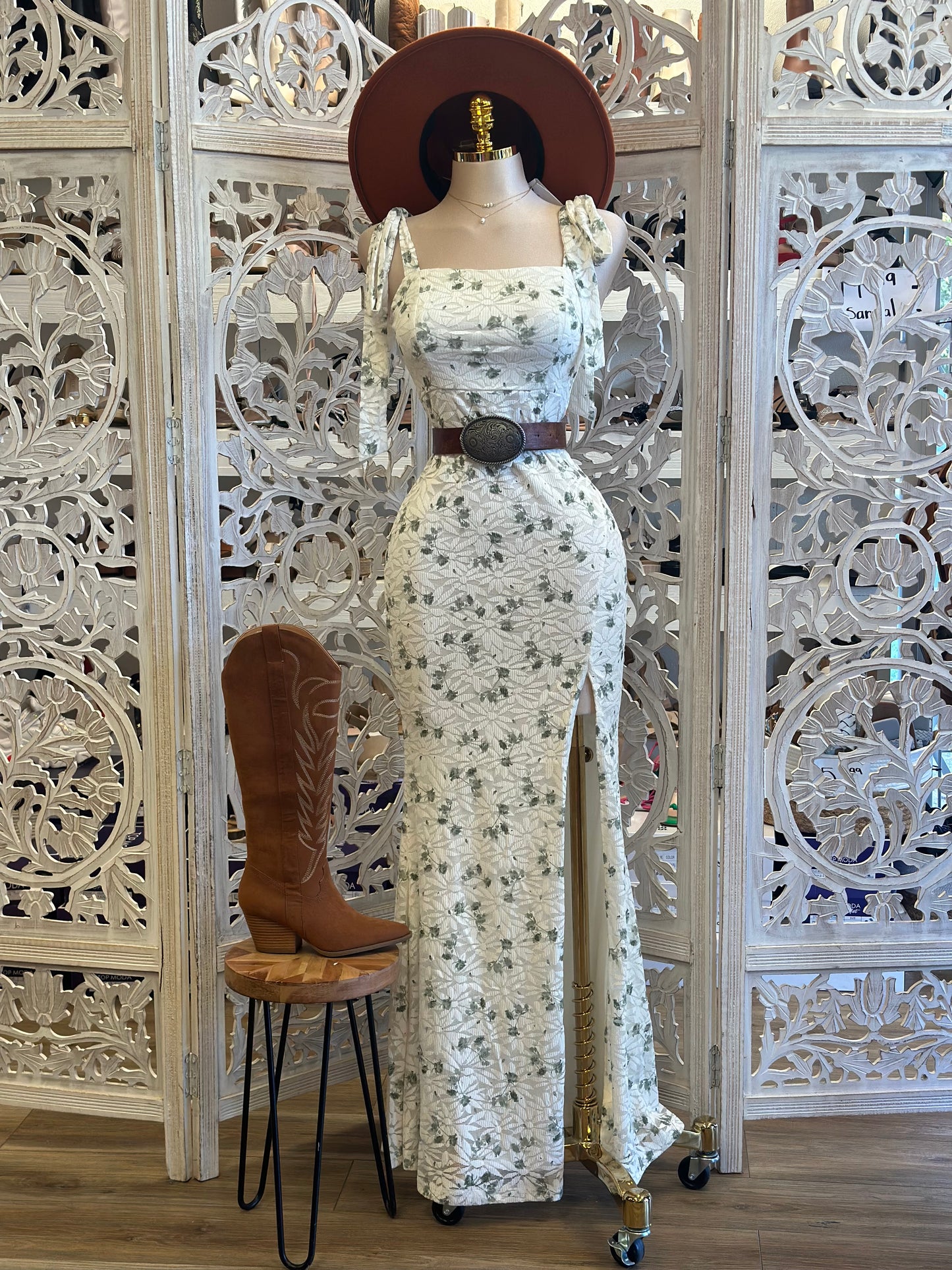 Bow Sleeve Slit Lace Floral Dress - Stretchy, Estira