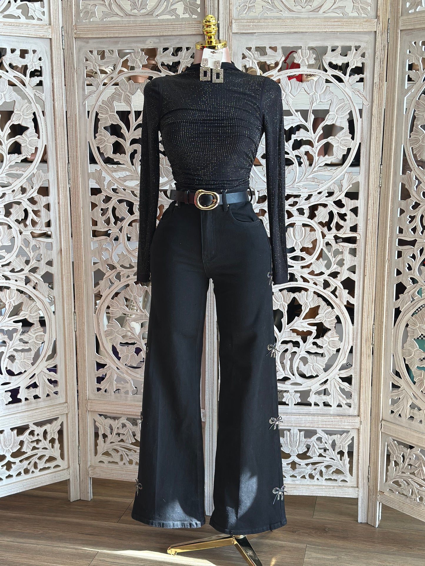 Rhinestone Bow Black Wide Leg Jeans - Slightly Stretchy, Estira Poco