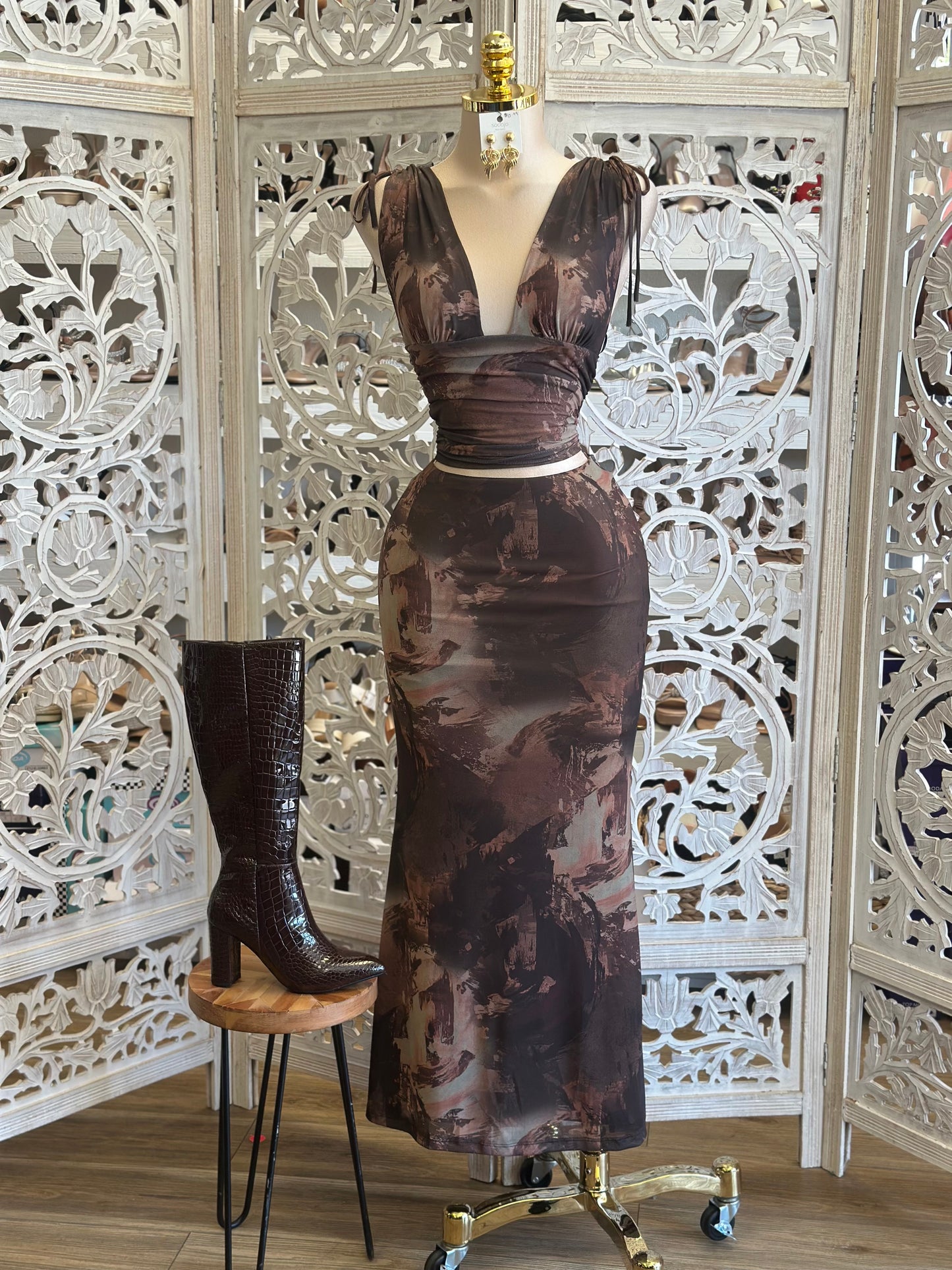 Brown Brushed Pattern Set- Estira,Stretchy