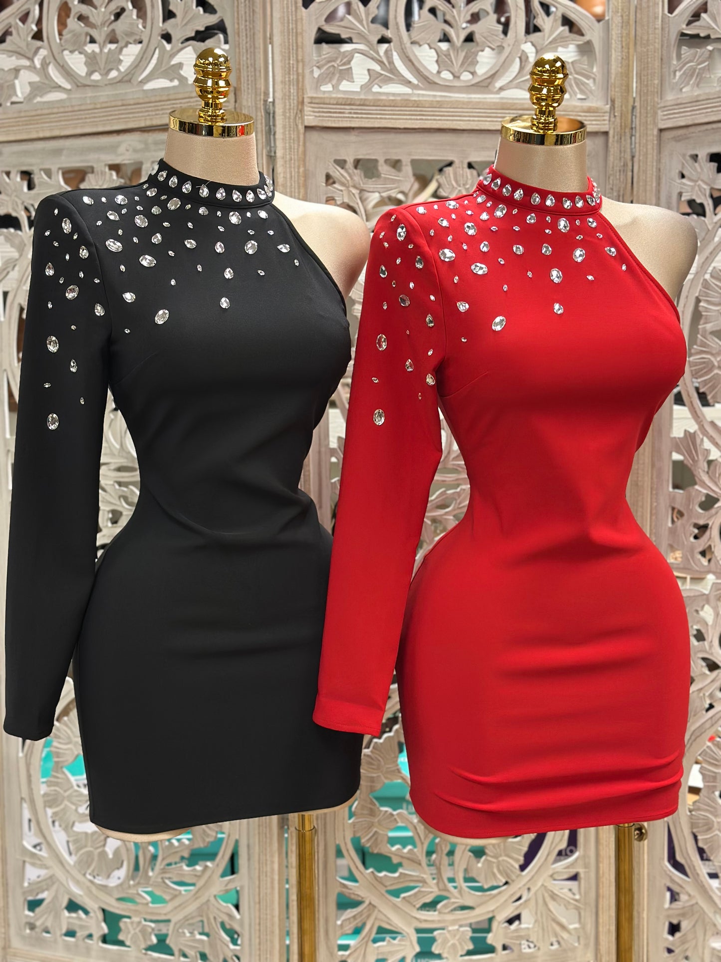 Elarged Rhinestone One Sleeve Mini Dress- Slightly Stretchy,Estira Poco