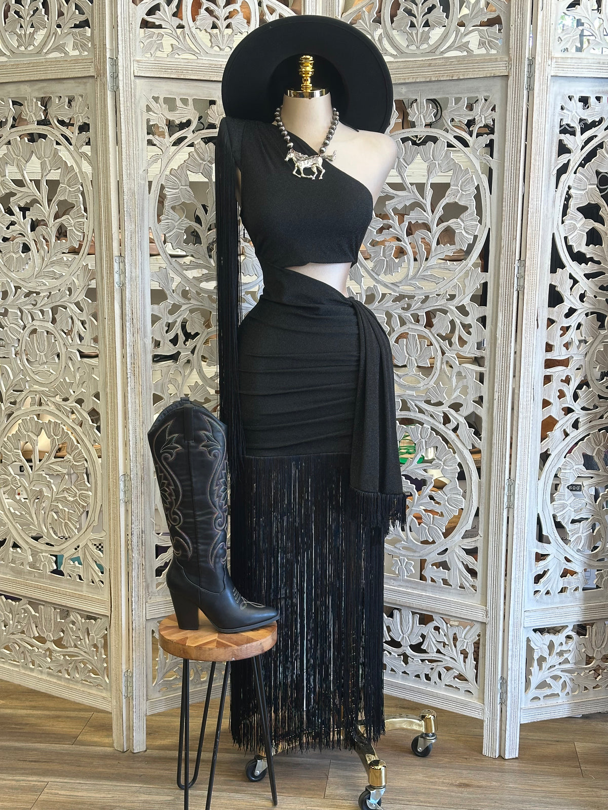 Axiom Cutout Dress-Stretchy, Estira