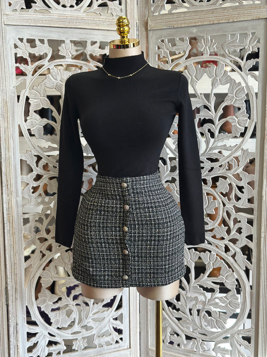 Houndstooth Button Up Mini Skirt- Not stretchy, No Estira