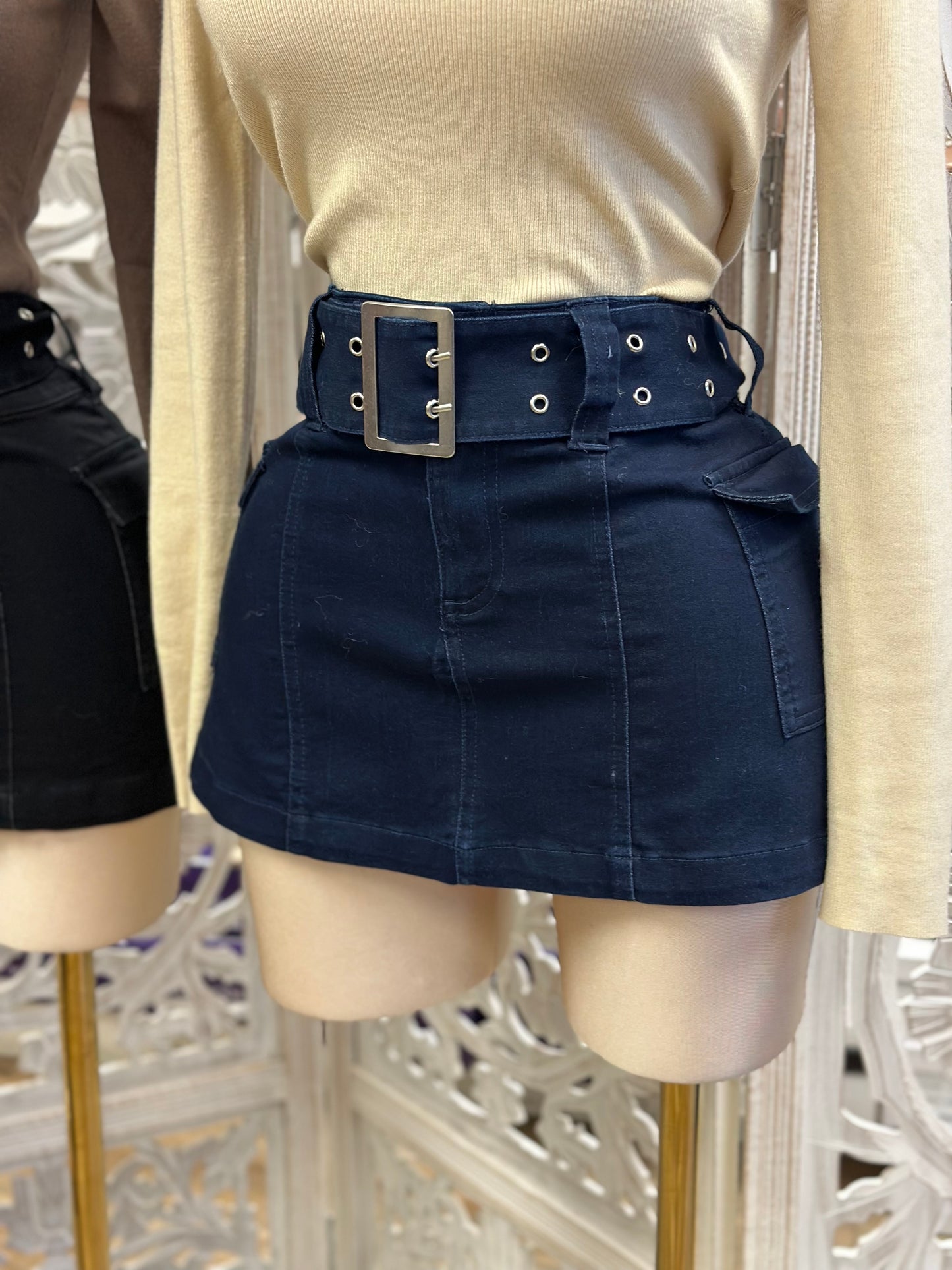 Buckle Belt Denim Mini Skirt-Estira, Stretchy