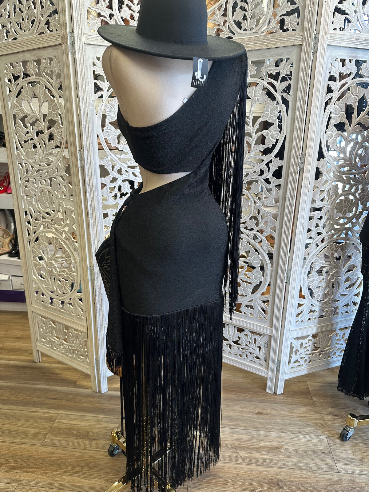 Axiom Cutout Dress-Stretchy, Estira