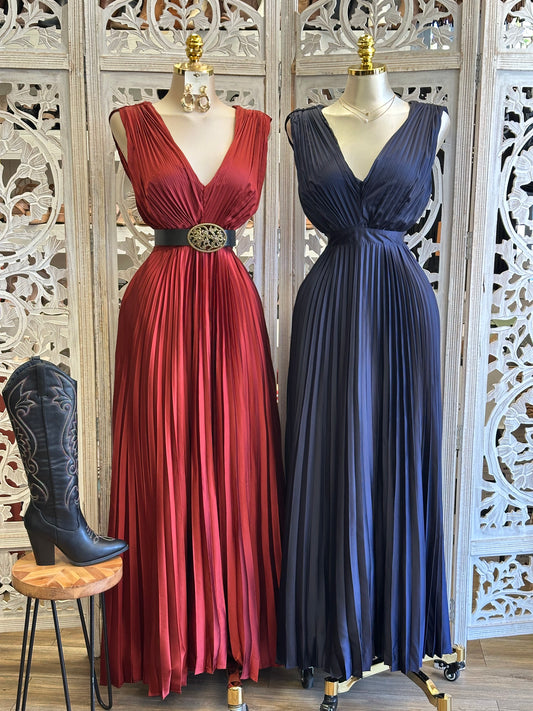Athena Pleated Maxi- Estira, Stretchy