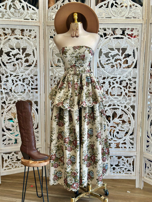 Strapless Floral Wavy Lined Dress- Not Stretchy, No Estira